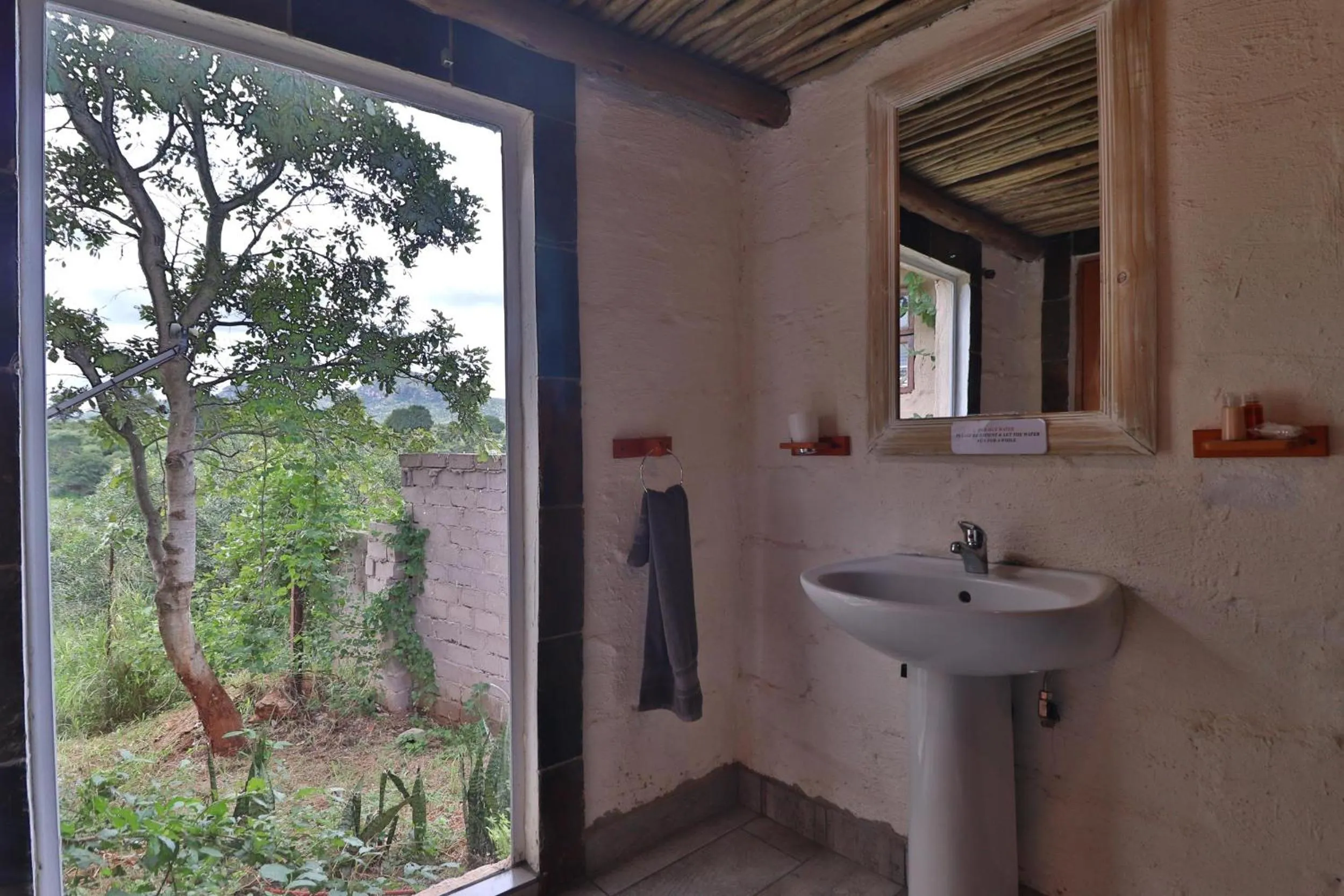 Bathroom in Kruger View Chalets