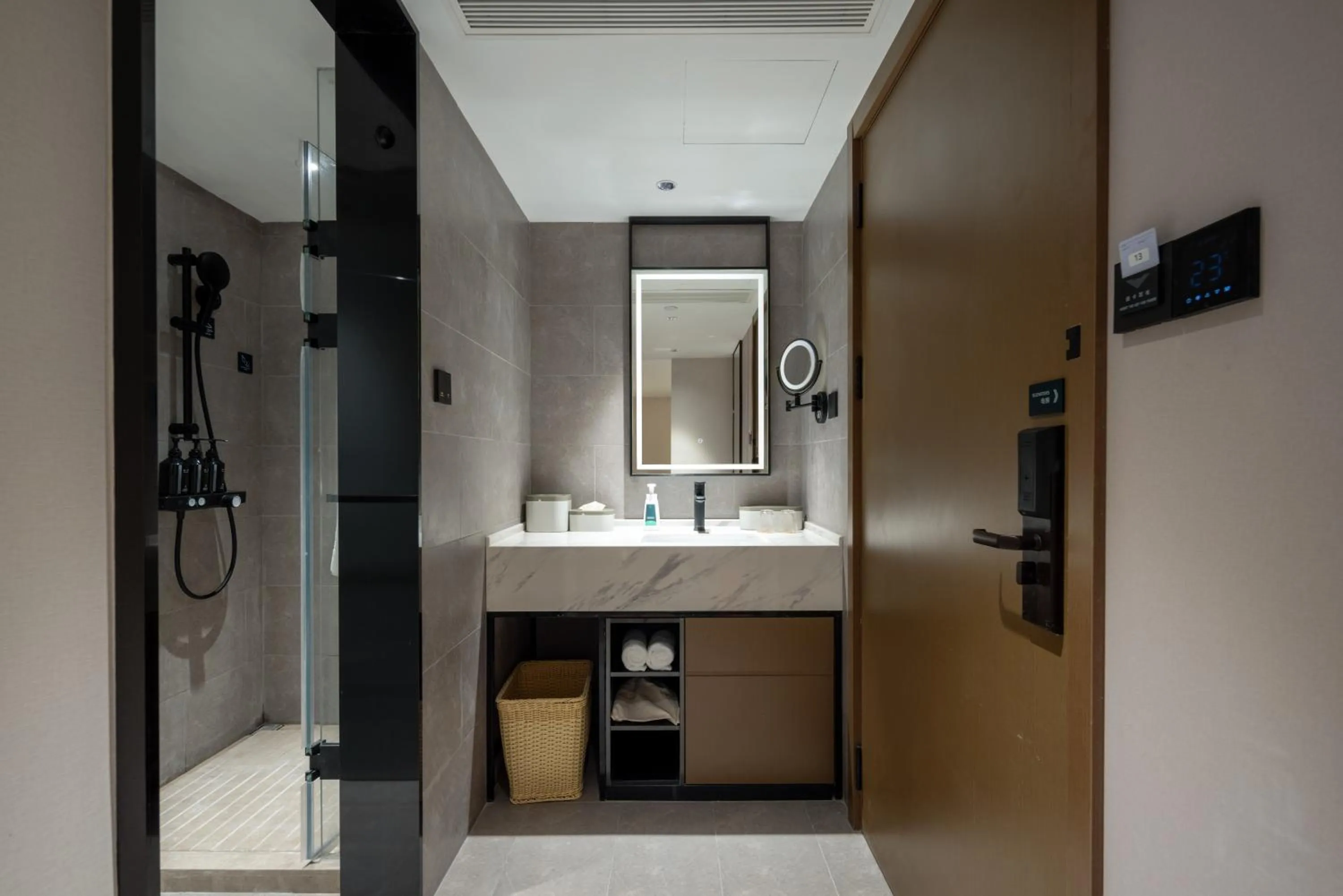 Atour Hotel Hangzhou Hubin Pinghai Road