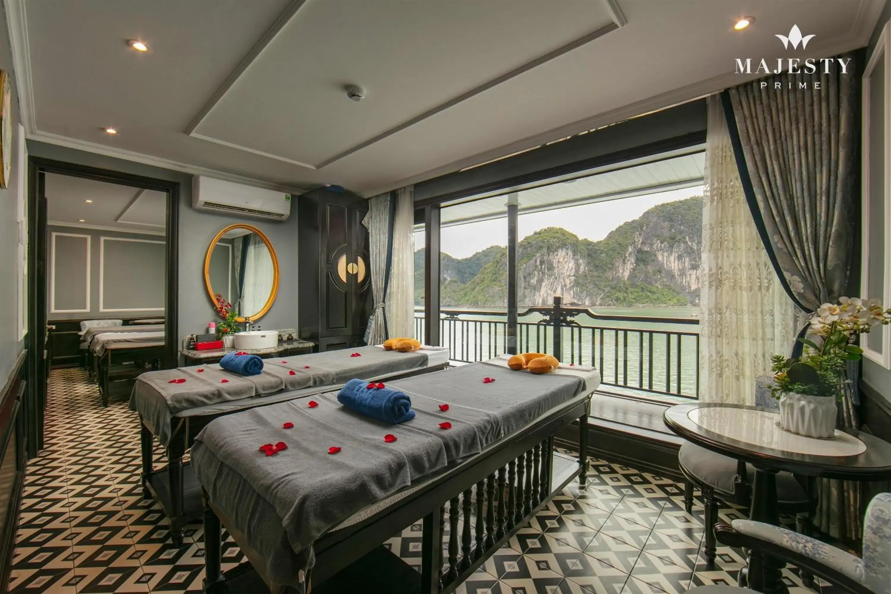 Spa and wellness centre/facilities in Majesty Luxury Prime Cruise by Premier Group Spa and wellness centre/facilities in Majesty Luxury Prime Cruise by Premier Group