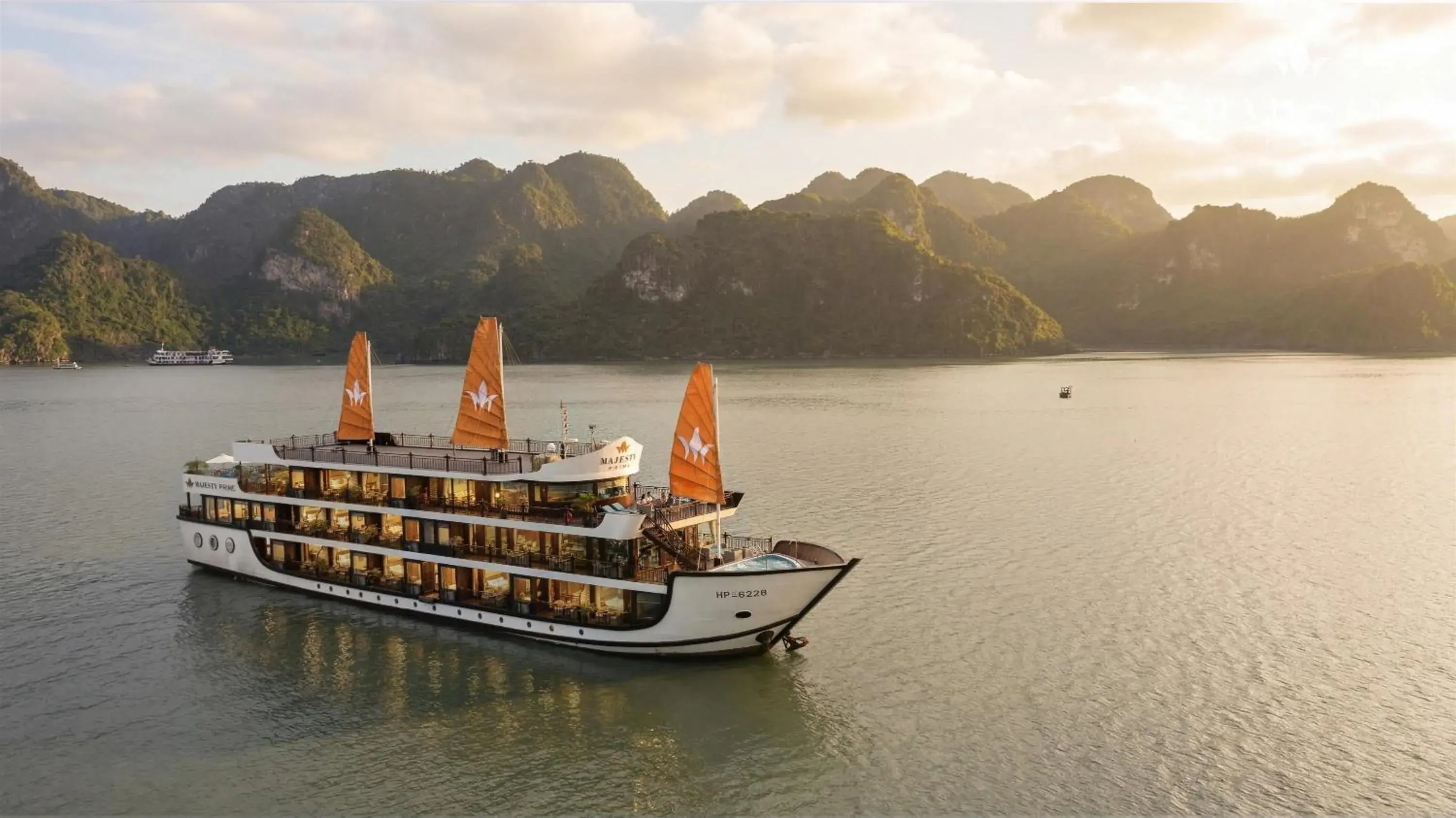 Majesty Luxury Prime Cruise by Premier Group Majesty Luxury Prime Cruise by Premier Group