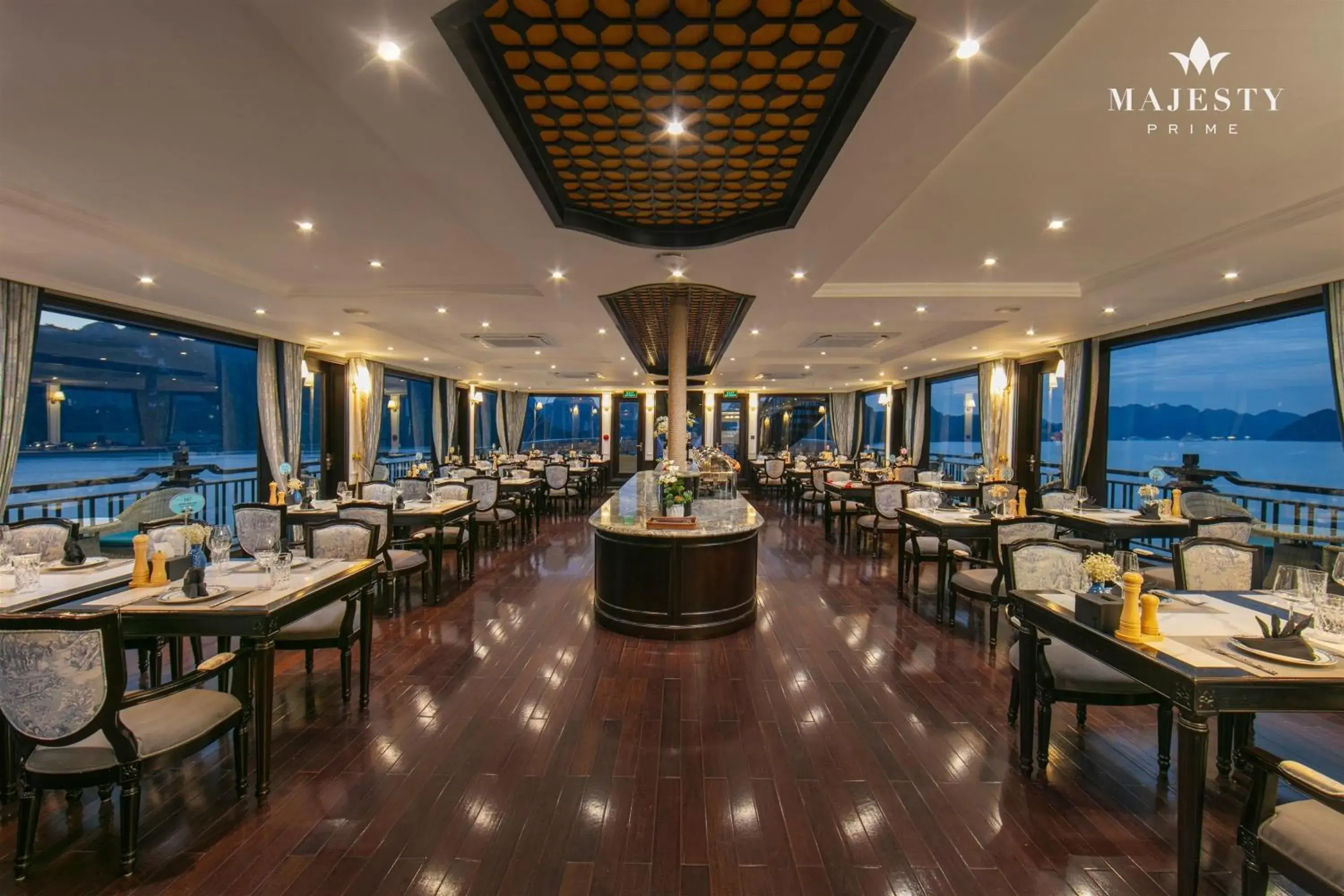 Restaurant/places to eat in Majesty Luxury Prime Cruise by Premier Group Restaurant/places to eat in Majesty Luxury Prime Cruise by Premier Group