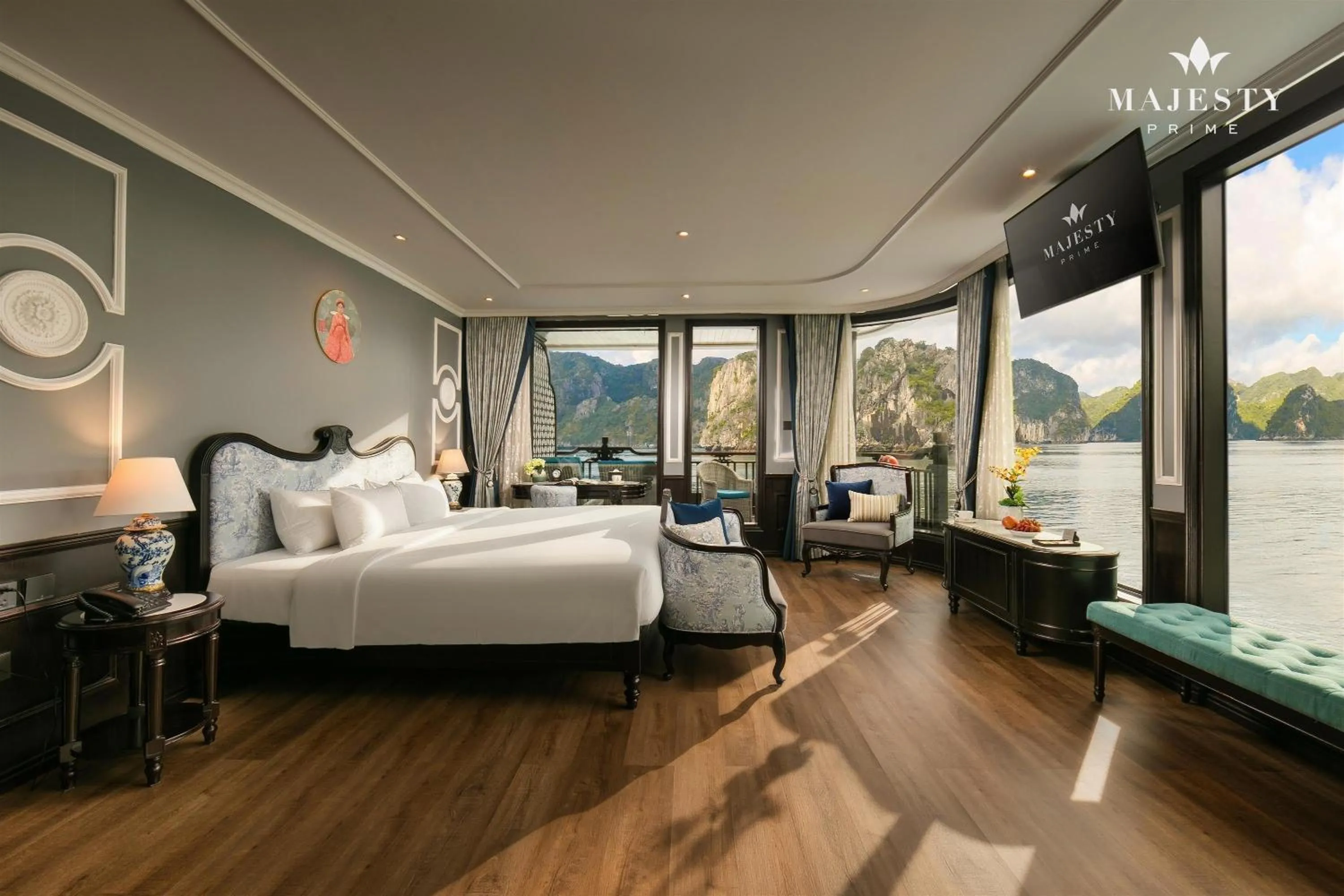 Bedroom, Bed in Majesty Luxury Prime Cruise by Premier Group