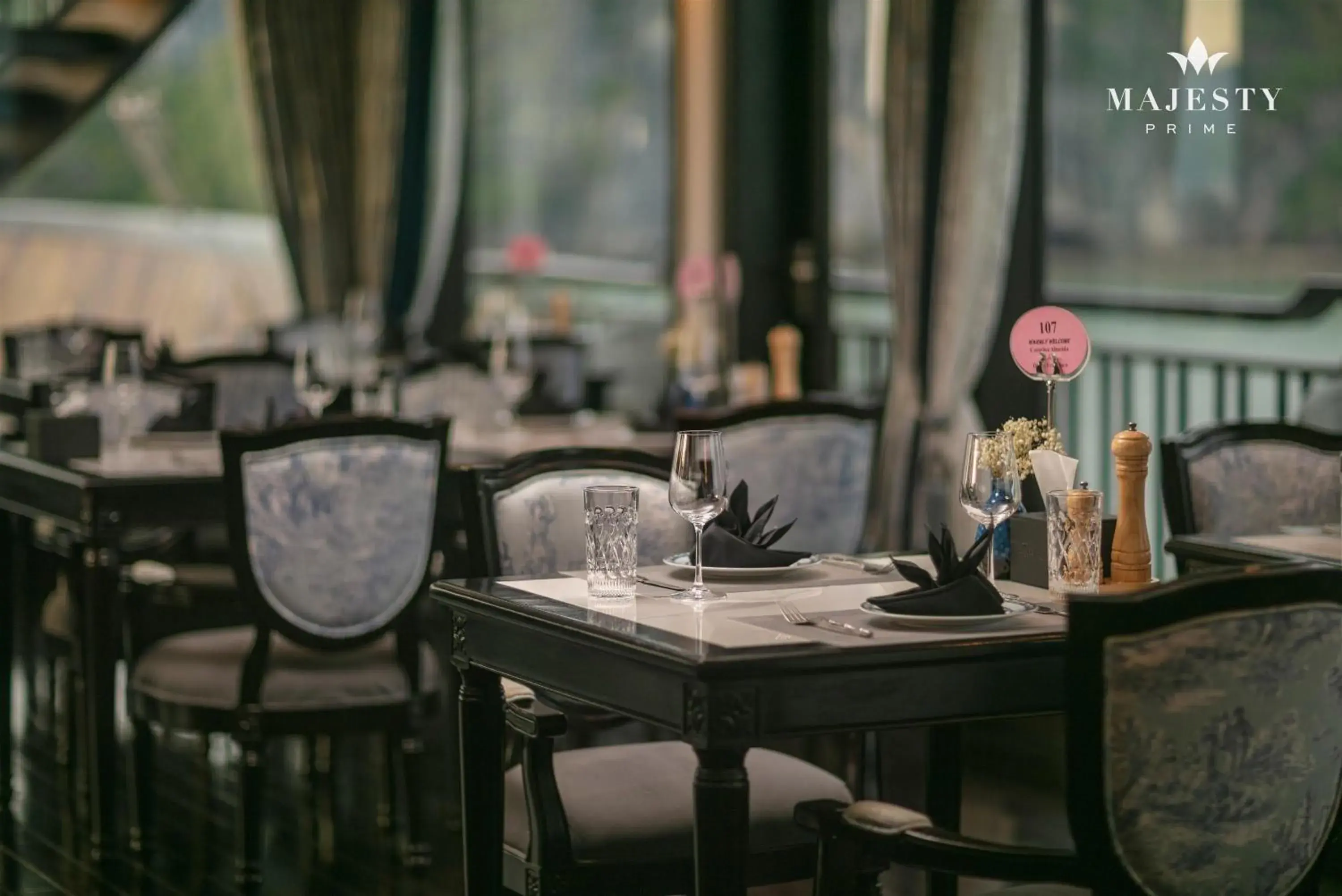 Restaurant/places to eat in Majesty Luxury Prime Cruise by Premier Group Restaurant/places to eat in Majesty Luxury Prime Cruise by Premier Group