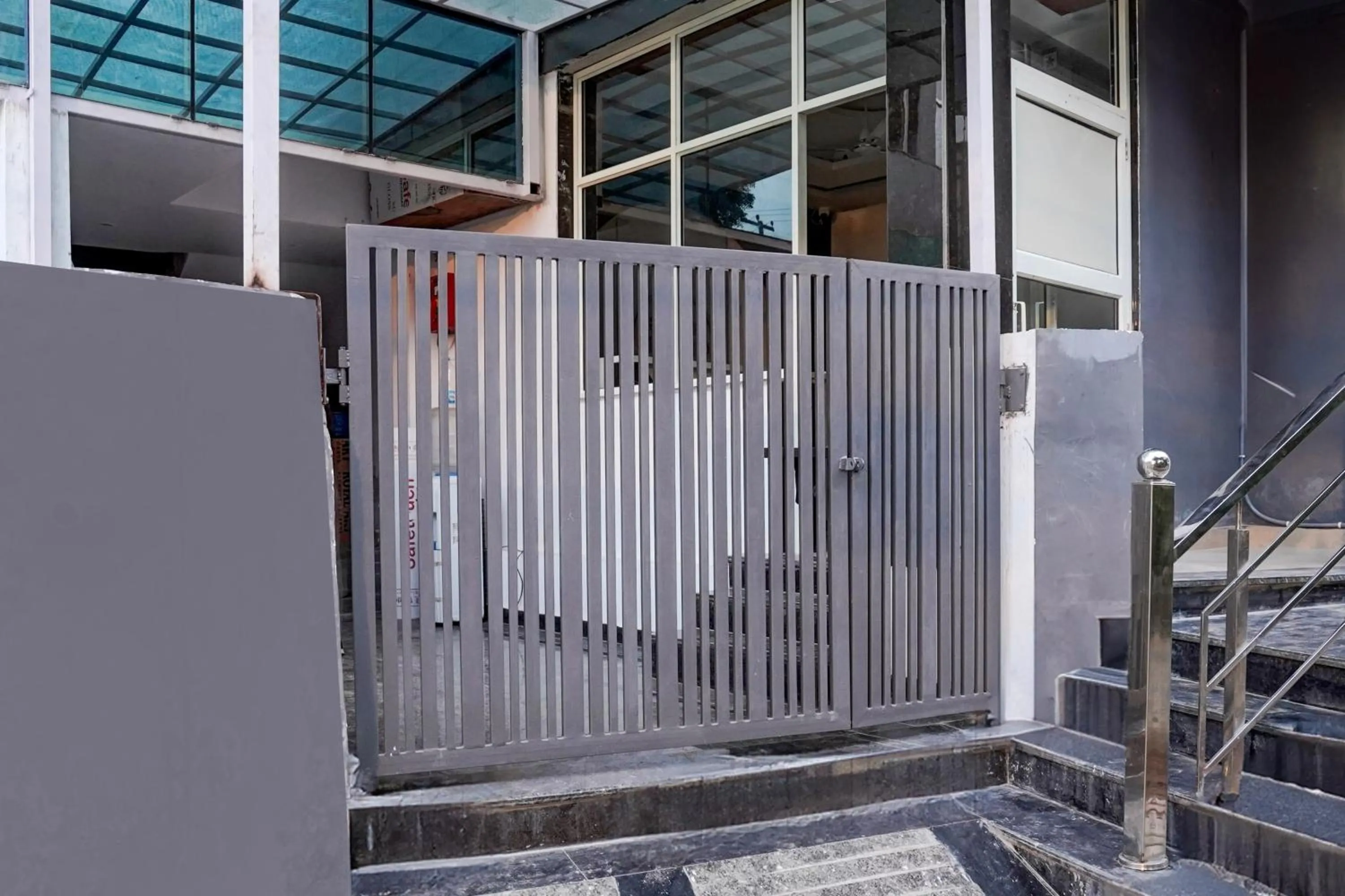 Facade/entrance in Hotel Vaishali Grand