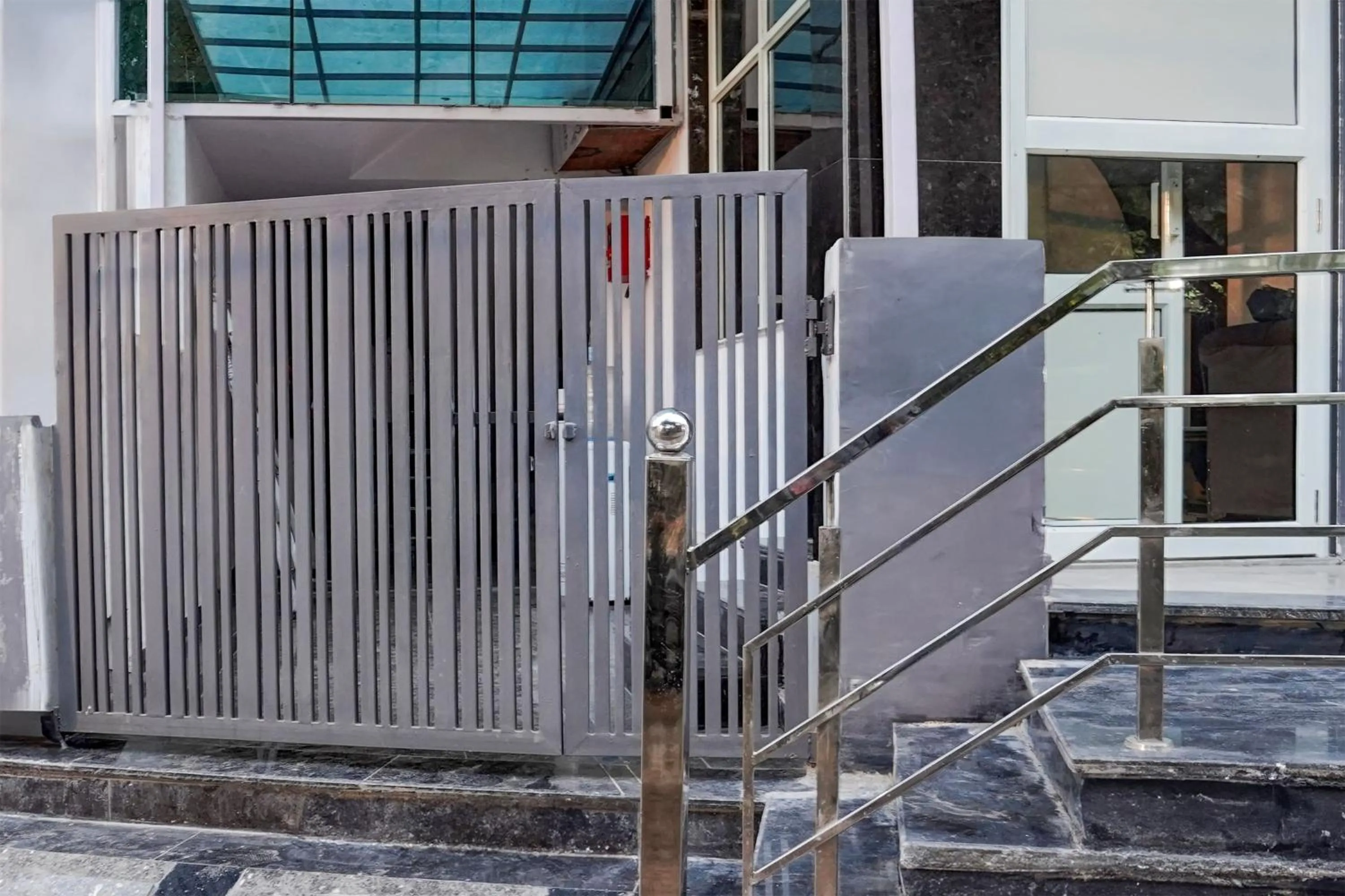 Facade/entrance in Hotel Vaishali Grand