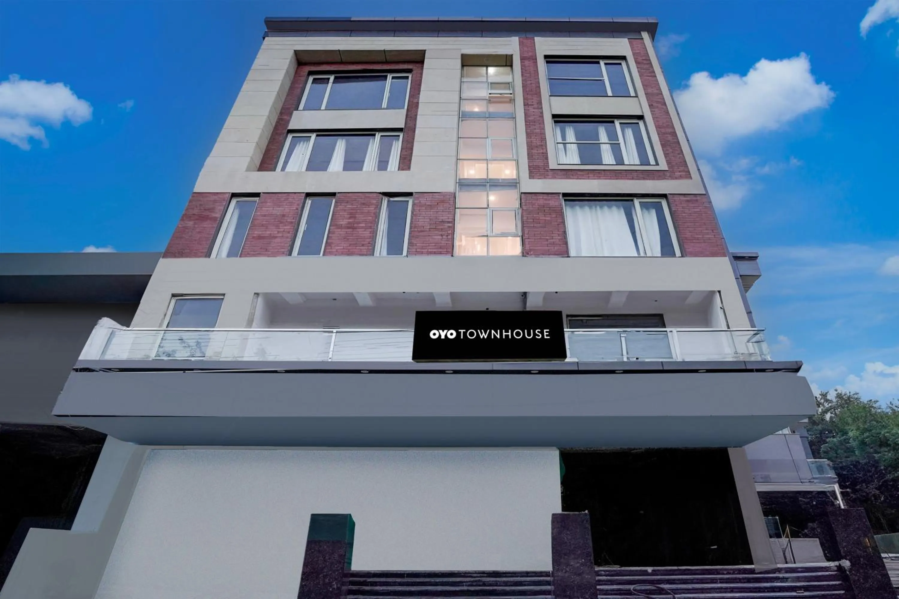 Facade/entrance in Hotel Vaishali Grand