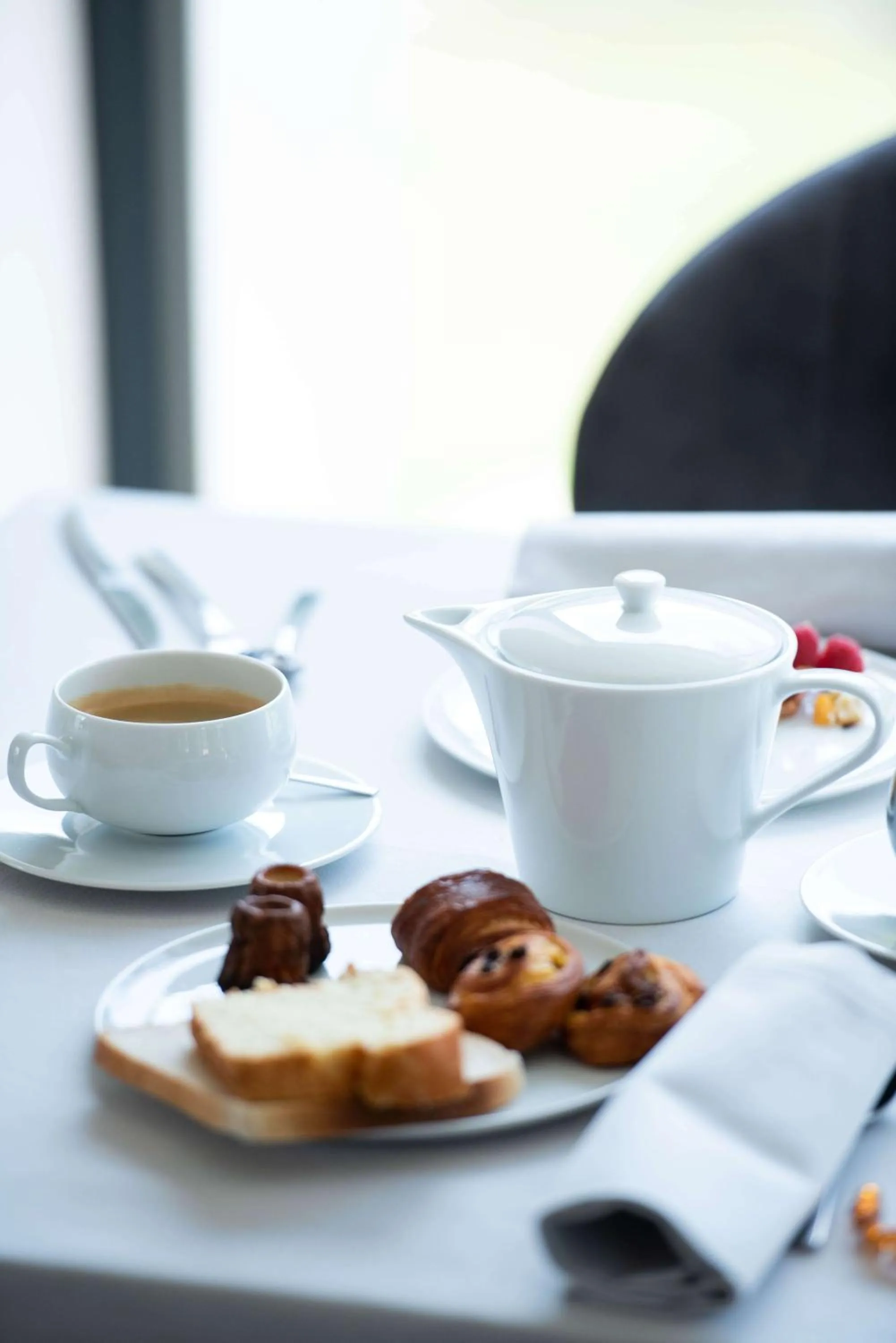 Breakfast in Domaine Ribiera, Hotel 5 Etoiles, SPA & Golf - Forcalquier