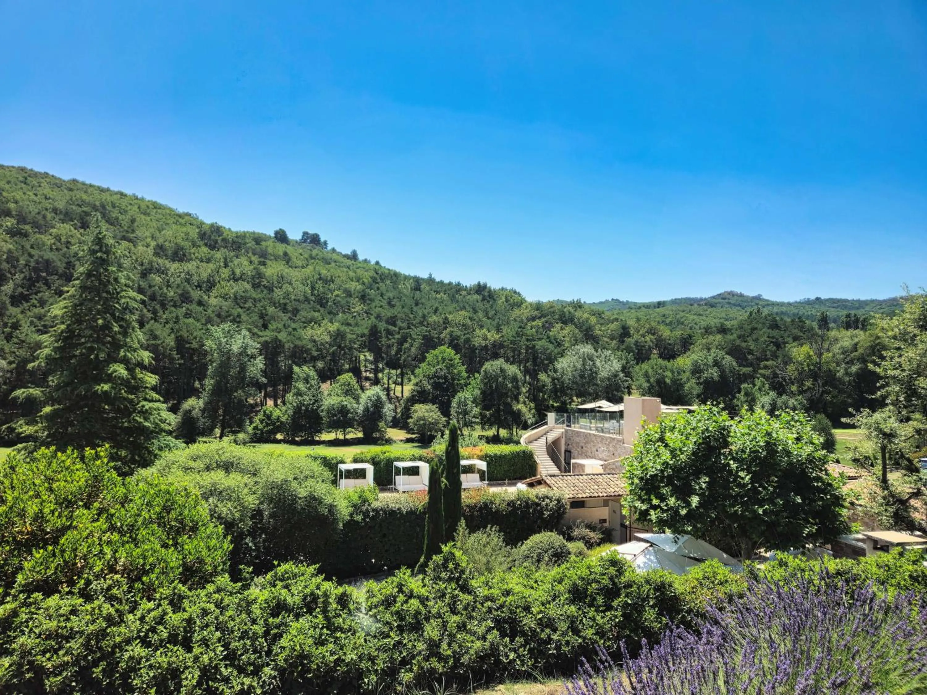 Garden in Domaine Ribiera, Hotel 5 Etoiles, SPA & Golf - Forcalquier