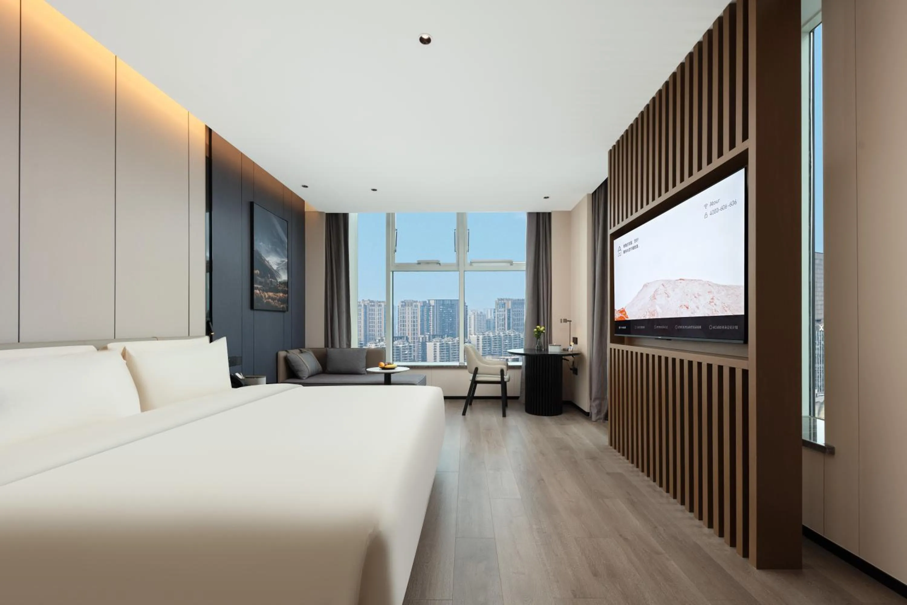Photo of the whole room, Bed in Atour Hotel Hangzhou Canal Huzhou Street