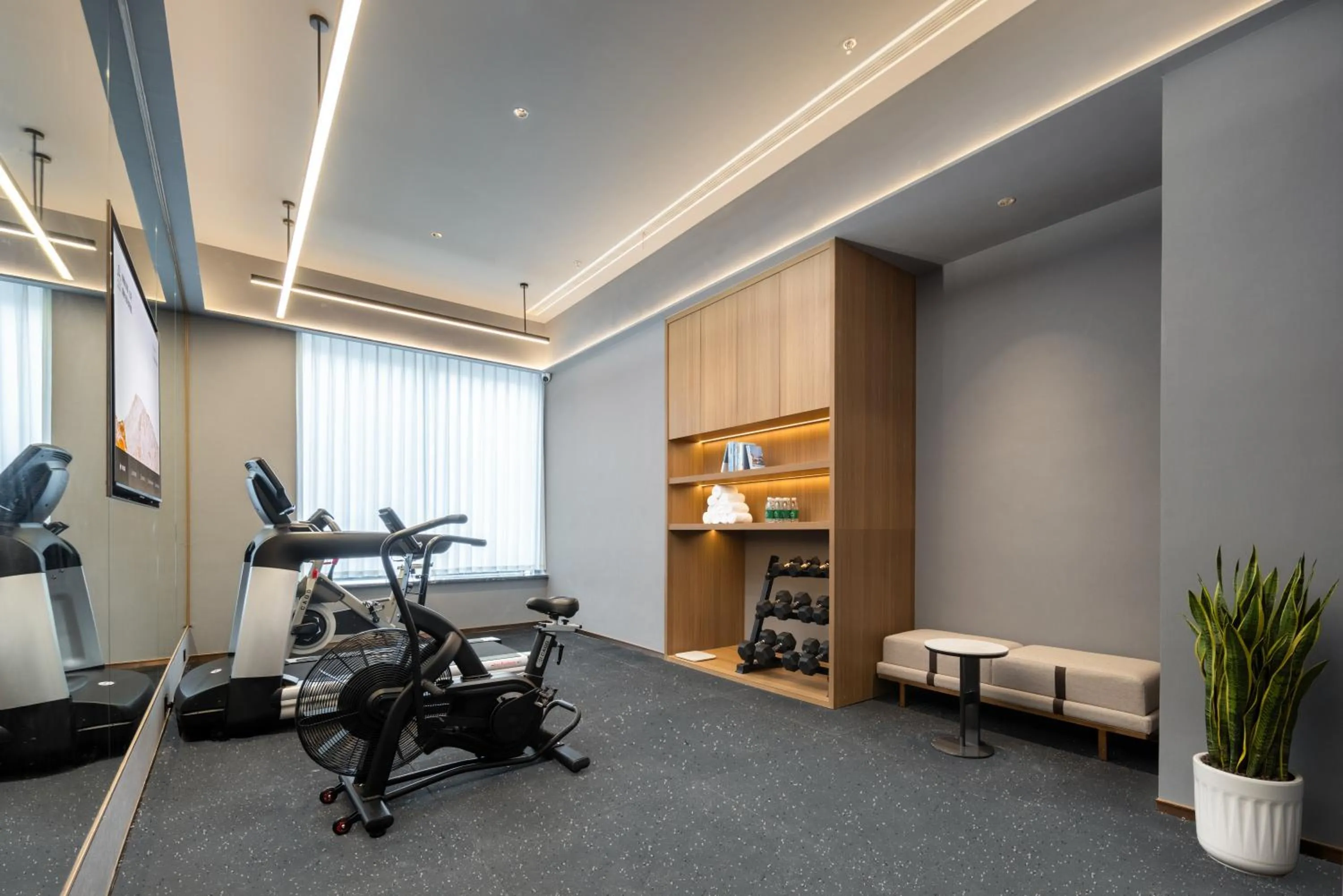 Fitness centre/facilities in Atour Hotel Hangzhou Canal Huzhou Street