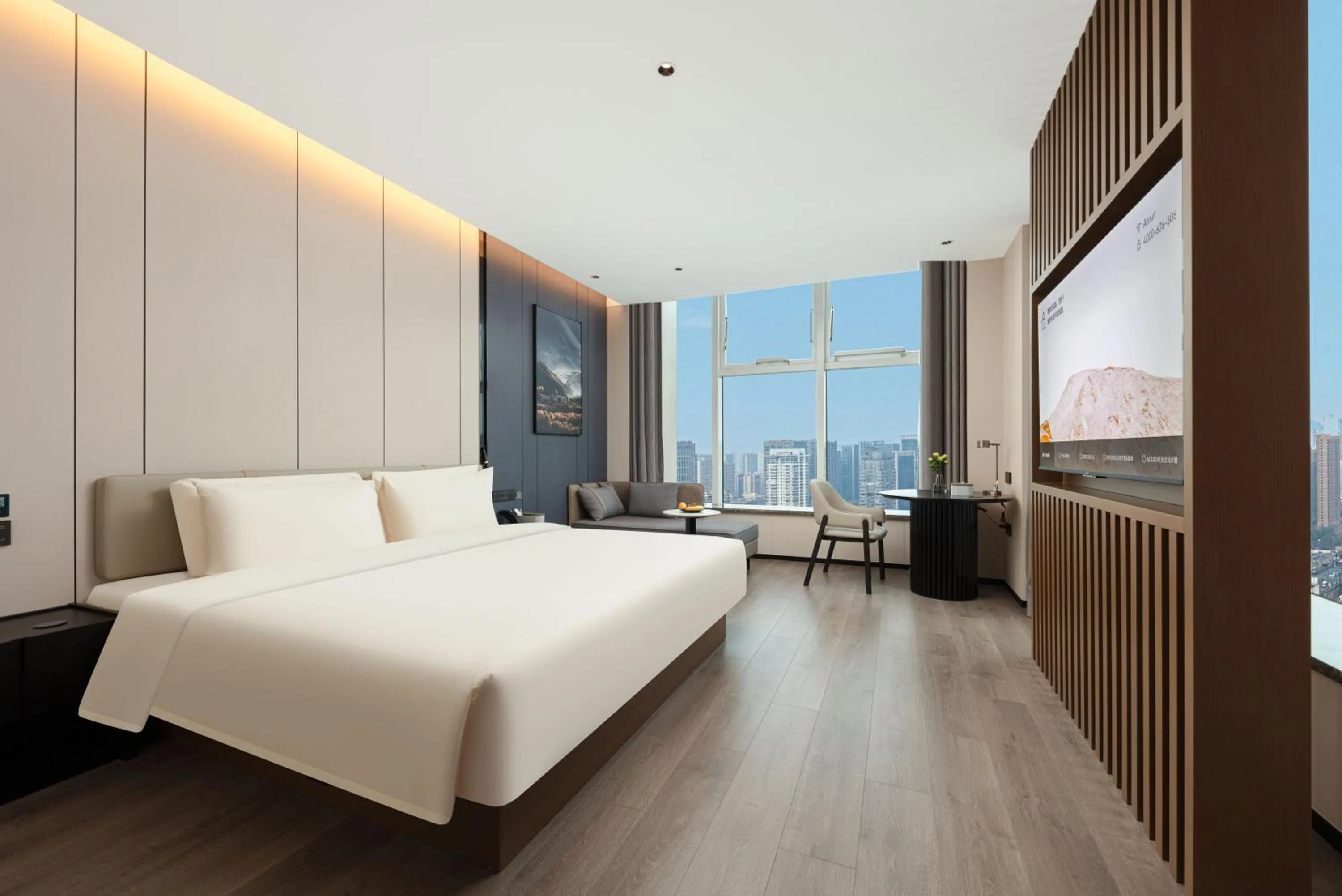 Photo of the whole room, Bed in Atour Hotel Hangzhou Canal Huzhou Street