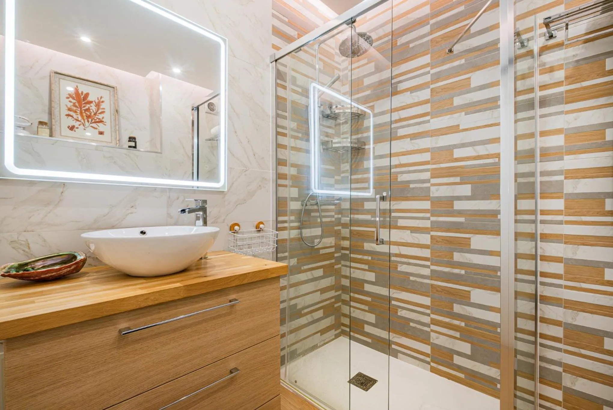 Shower in Jardins Vale de Parra