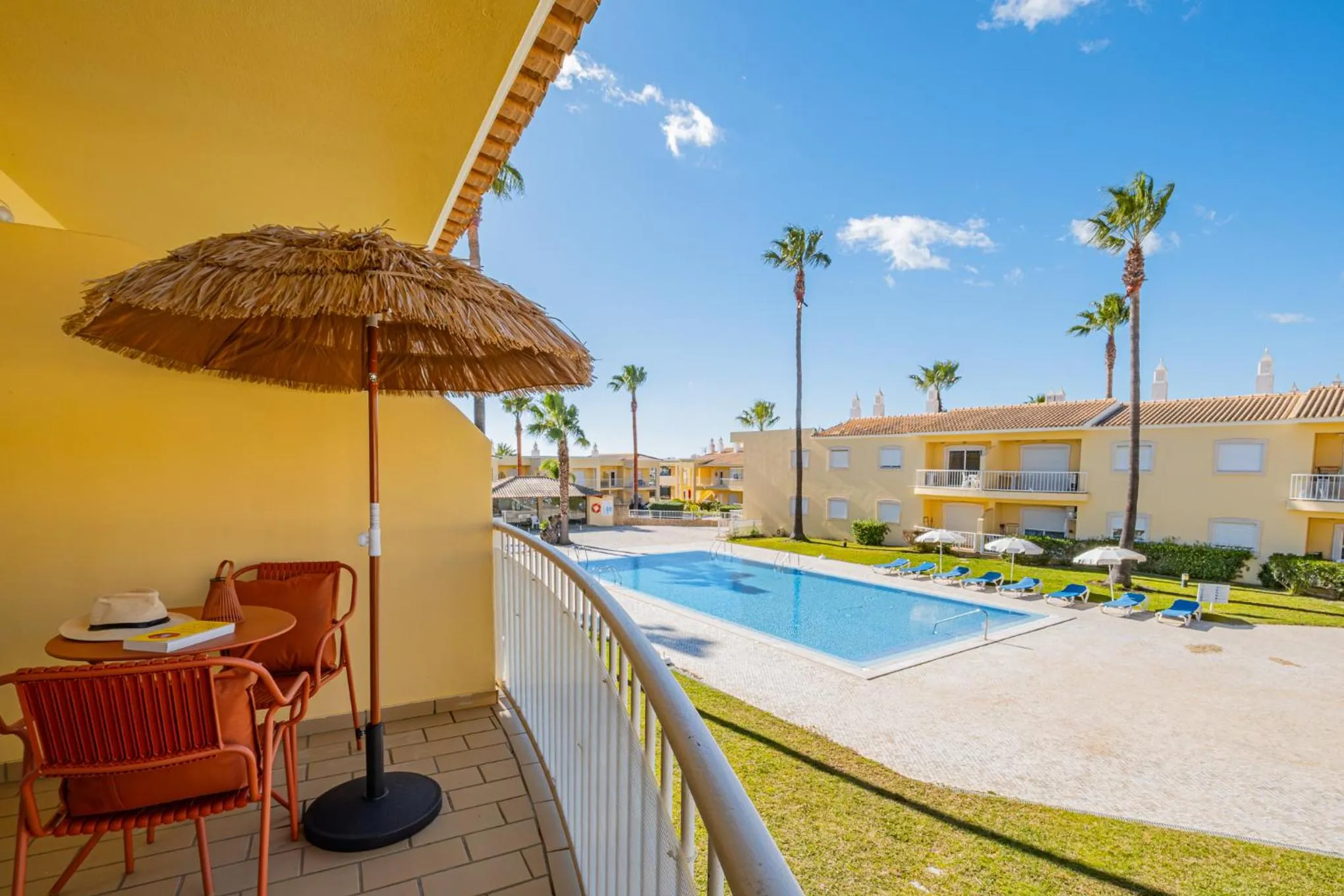 Pool view in Jardins Vale de Parra