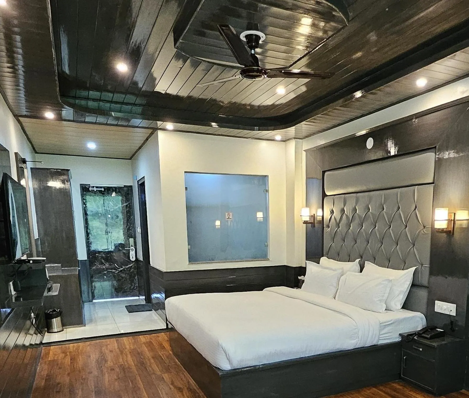 Bed in BluSalzz Vine Hills Resort, Manali