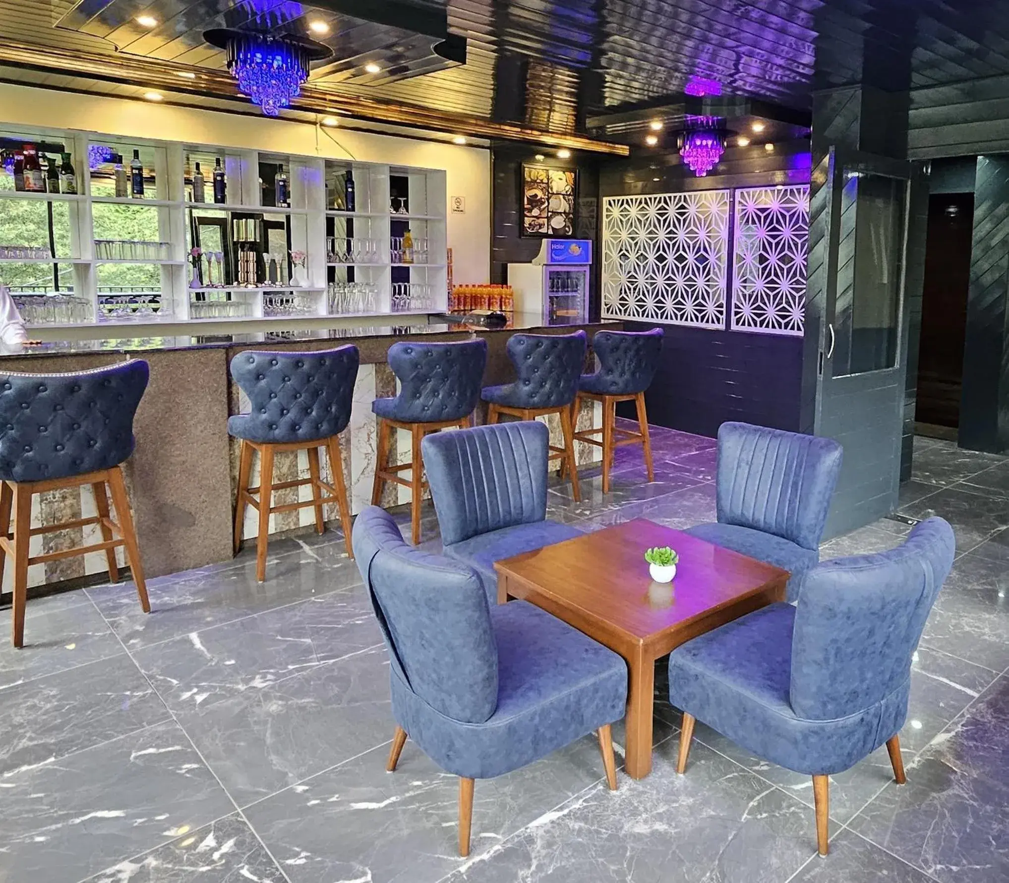 Restaurant/places to eat in BluSalzz Vine Hills Resort, Manali Restaurant/places to eat in BluSalzz Vine Hills Resort, Manali