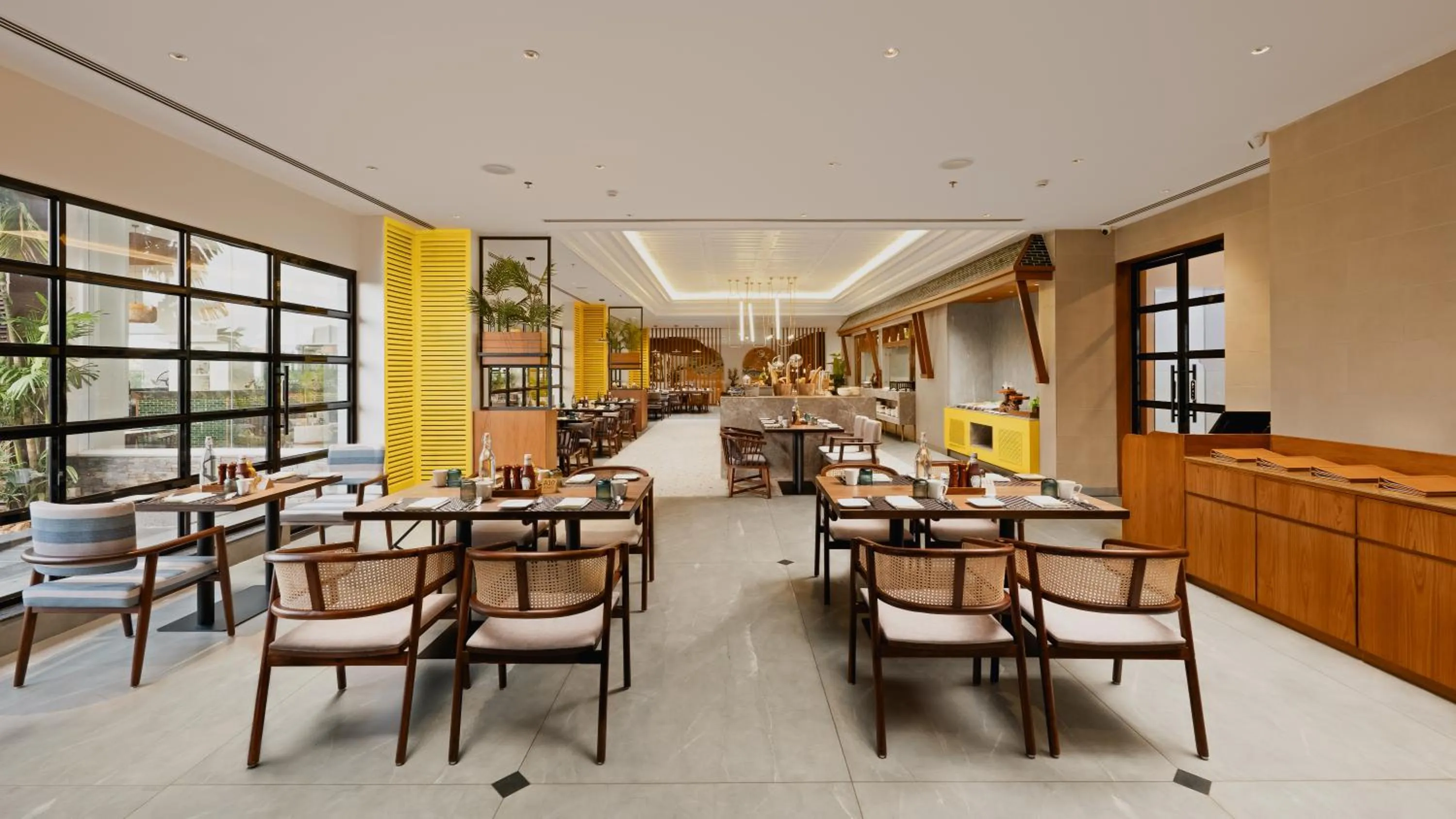 Restaurant/places to eat in Cloud9 Sarovar Premiere Palomen Goa