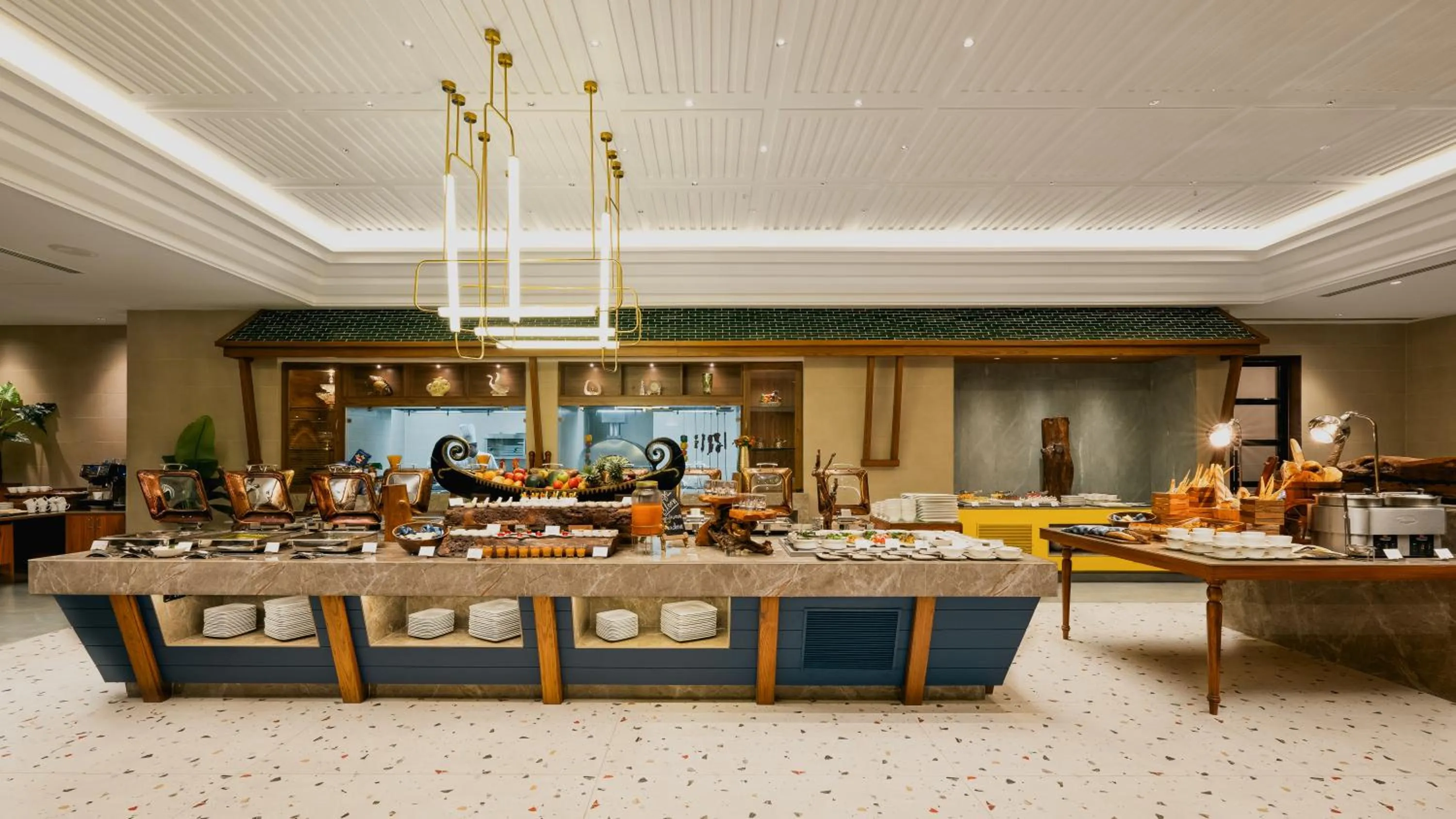 Restaurant/places to eat in Cloud9 Sarovar Premiere Palomen Goa