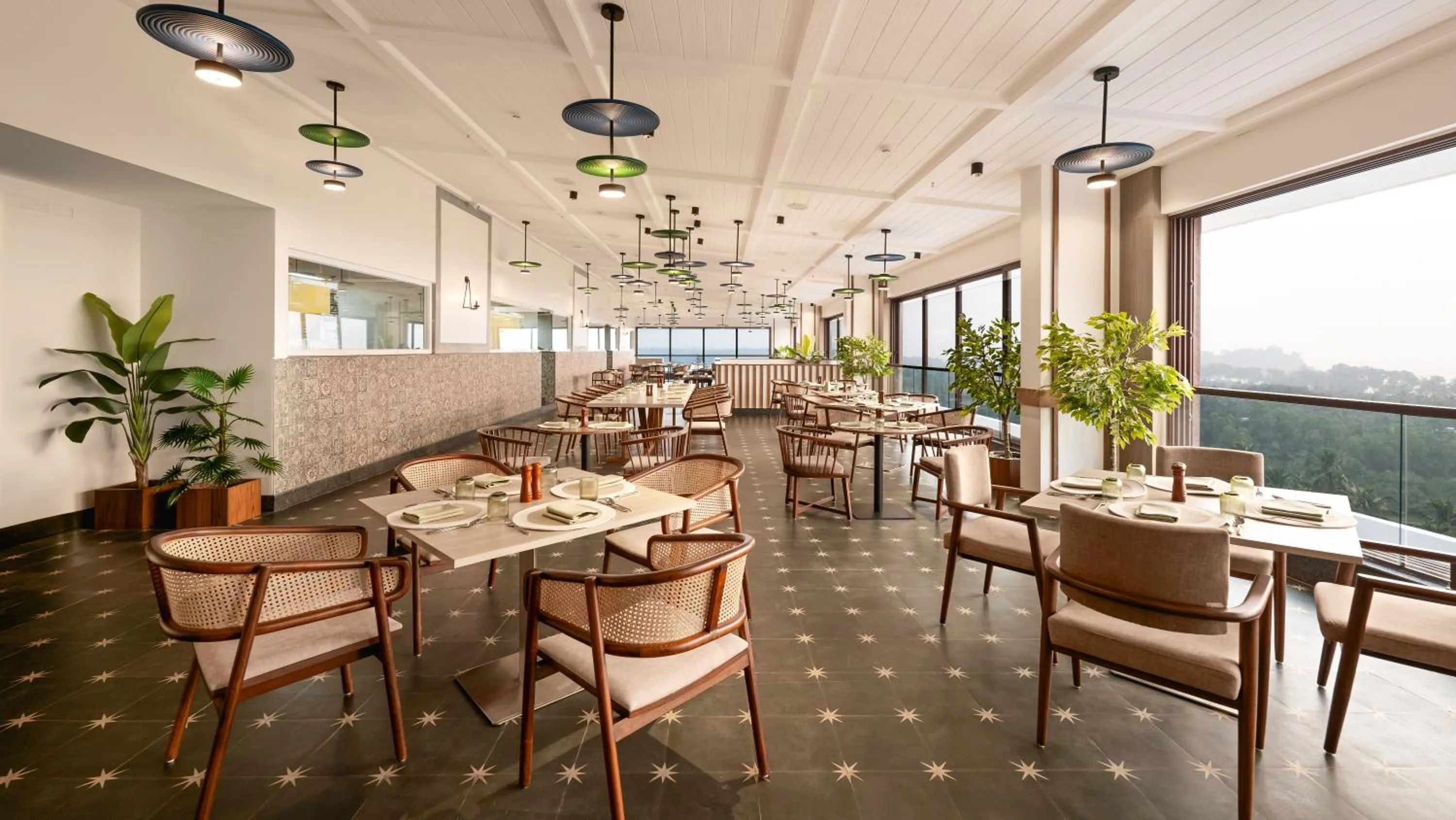 Lounge or bar in Cloud9 Sarovar Premiere Palomen Goa