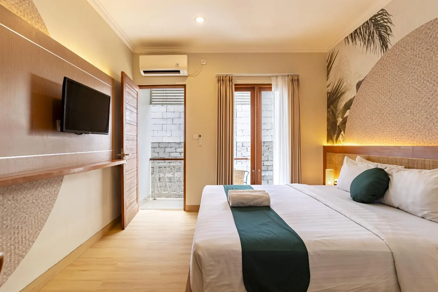 Bedroom, Bed in Cove Vin Stay