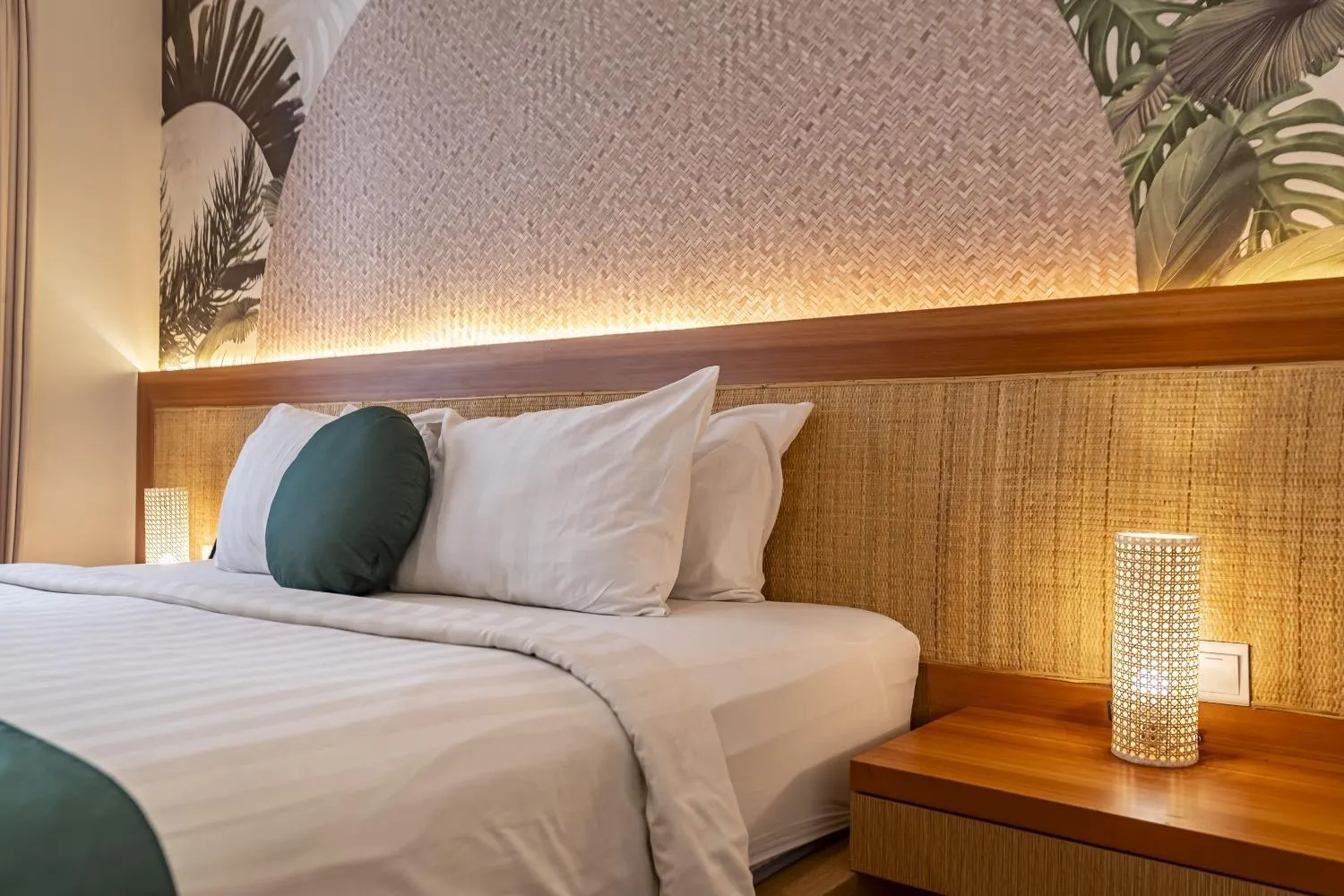 Bedroom, Bed in Cove Vin Stay