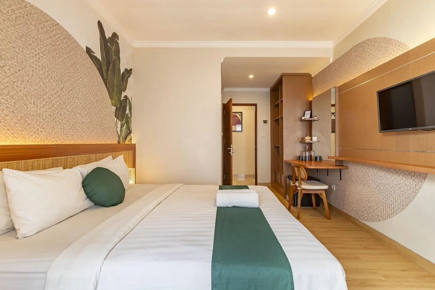 Bedroom, Bed in Cove Vin Stay