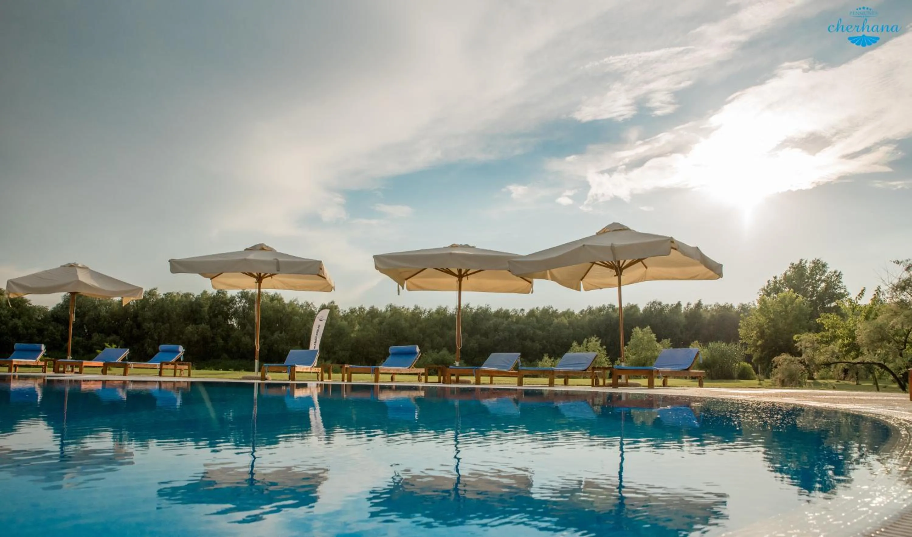 Swimming pool in Cherhana Resort