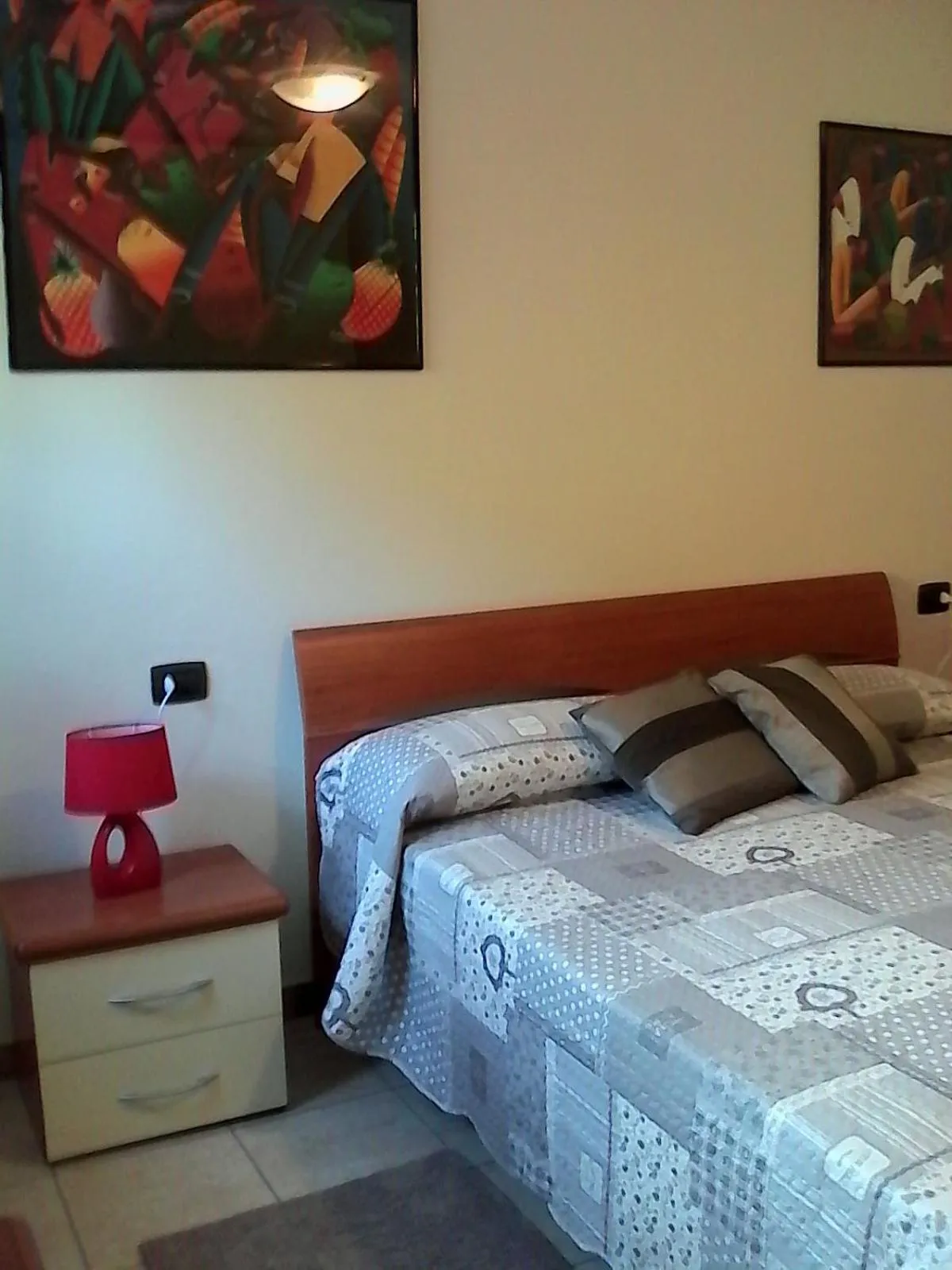 Decorative detail, Bed in Villa Leilani B&B