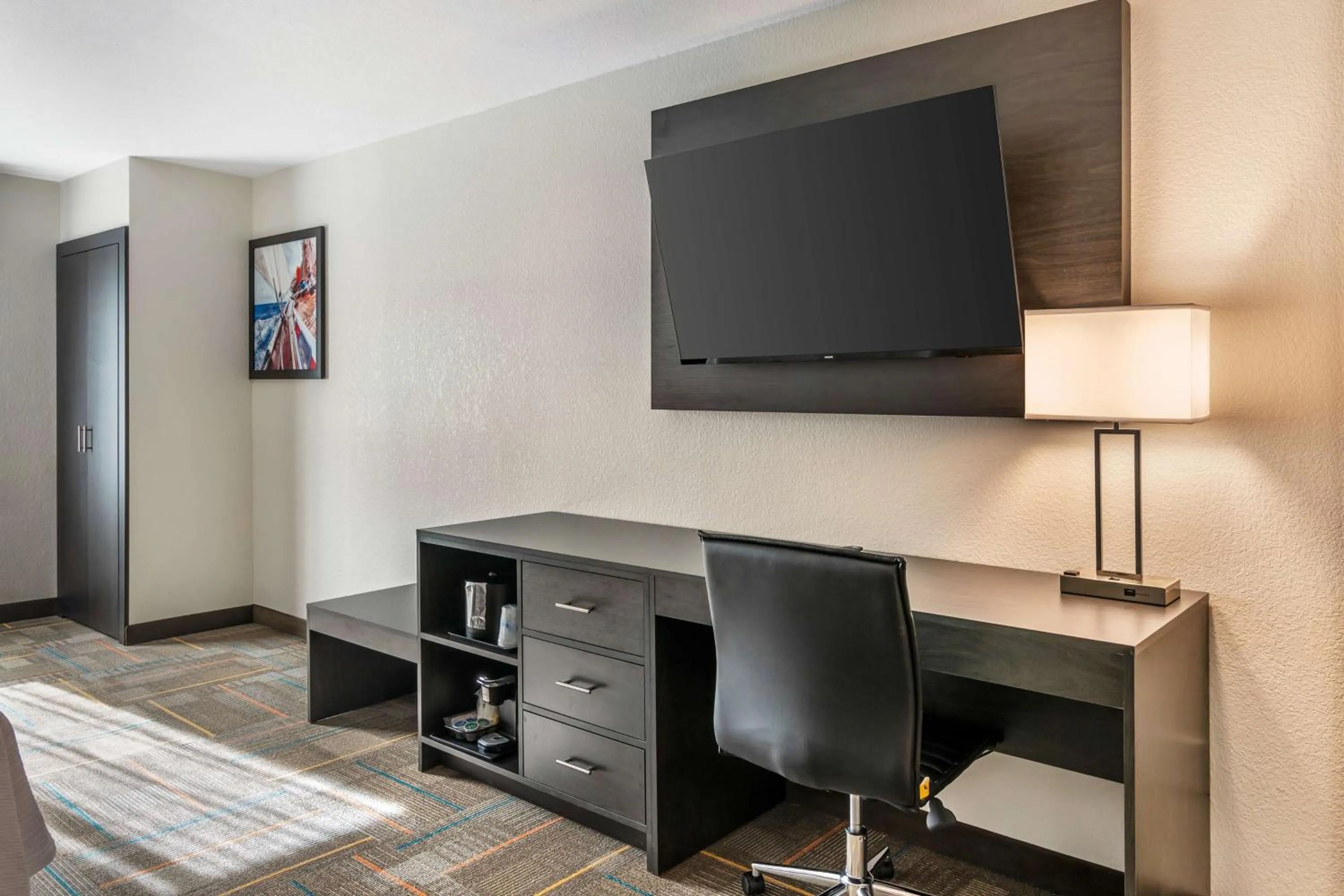 Photo of the whole room in Best Western Plus Bluffton/Hilton Head Hotel