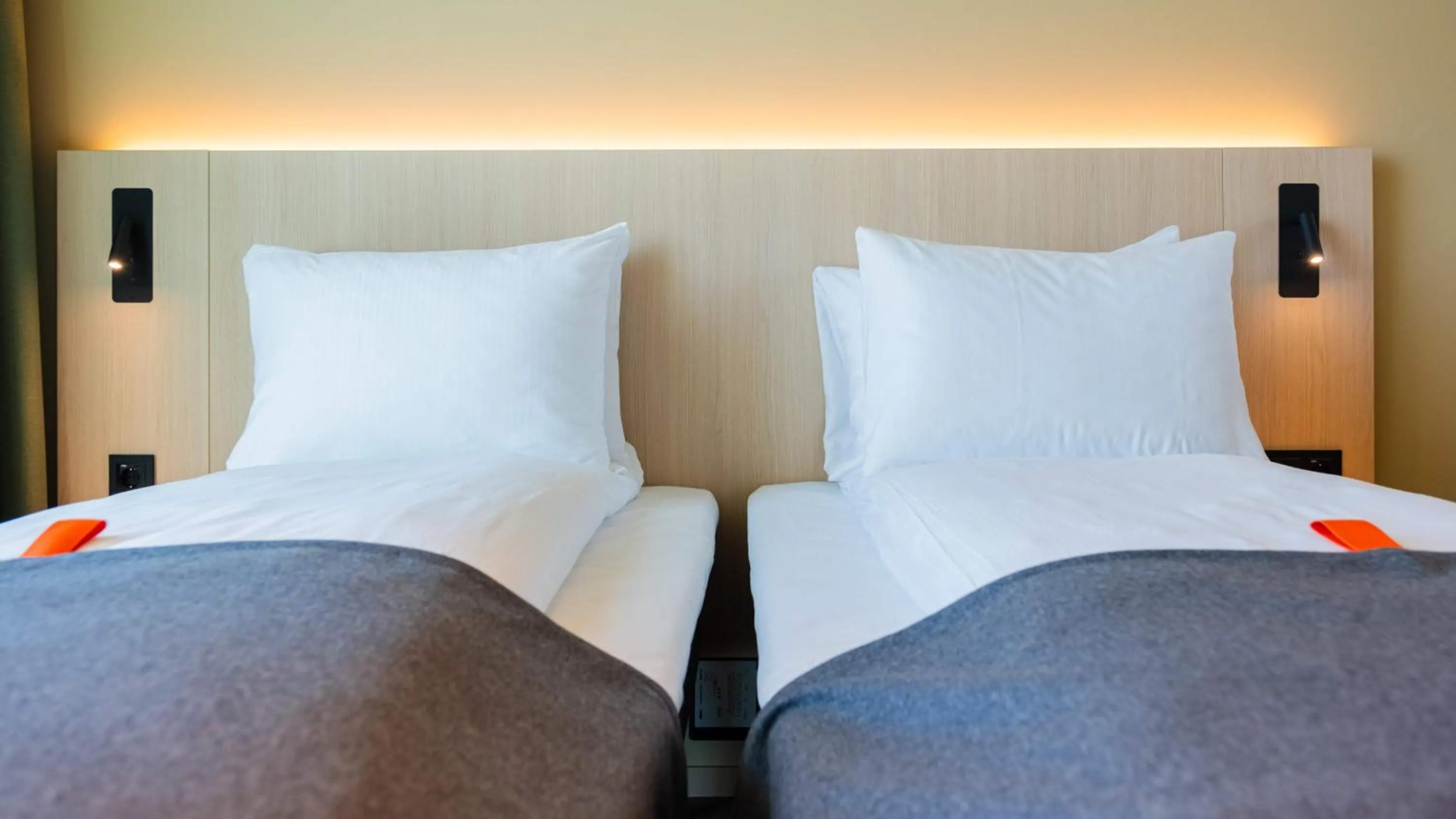 Standard Twin Room in Citybox Kristiansand