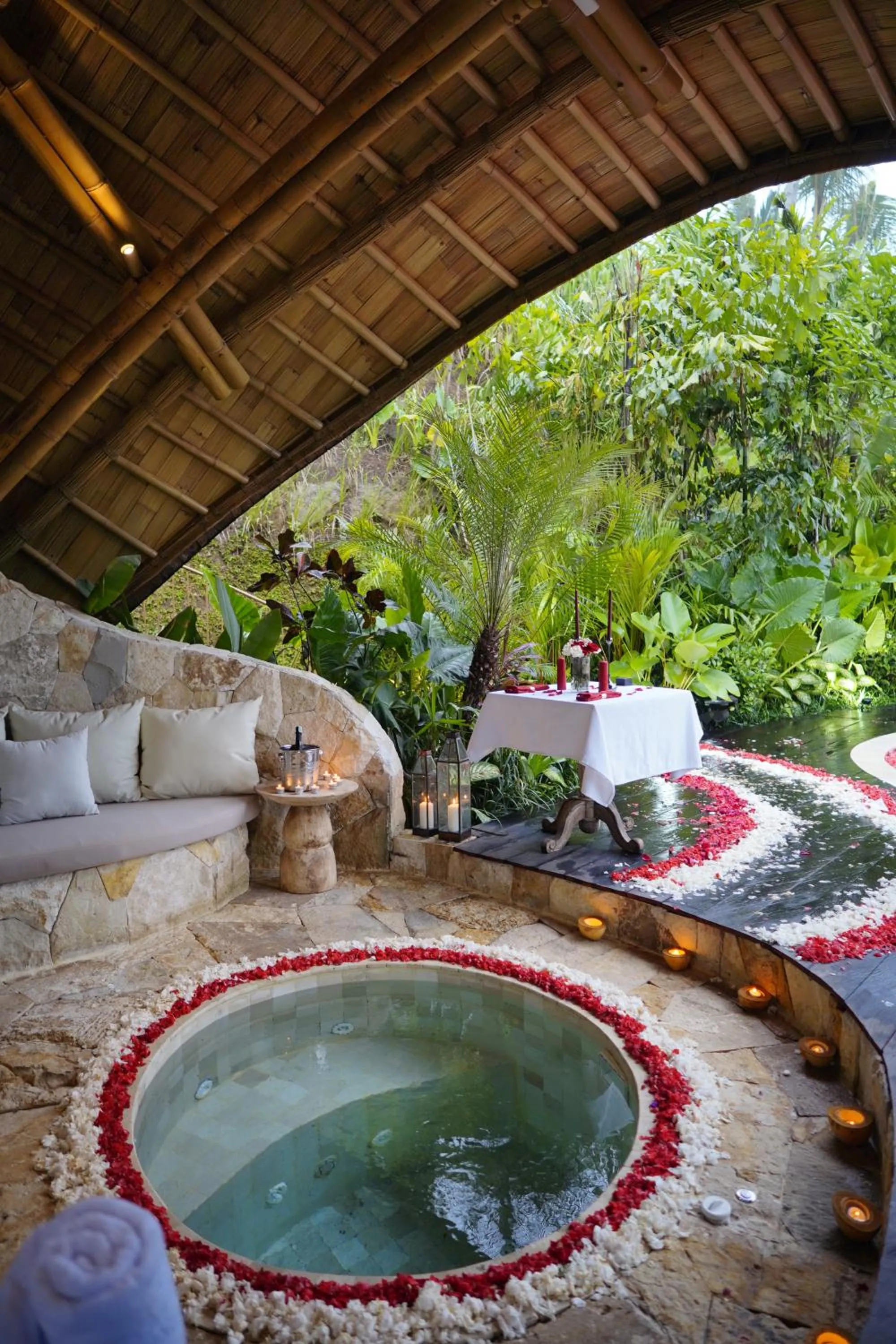 Dinner in BELALU Bali Boutique & SPA experience