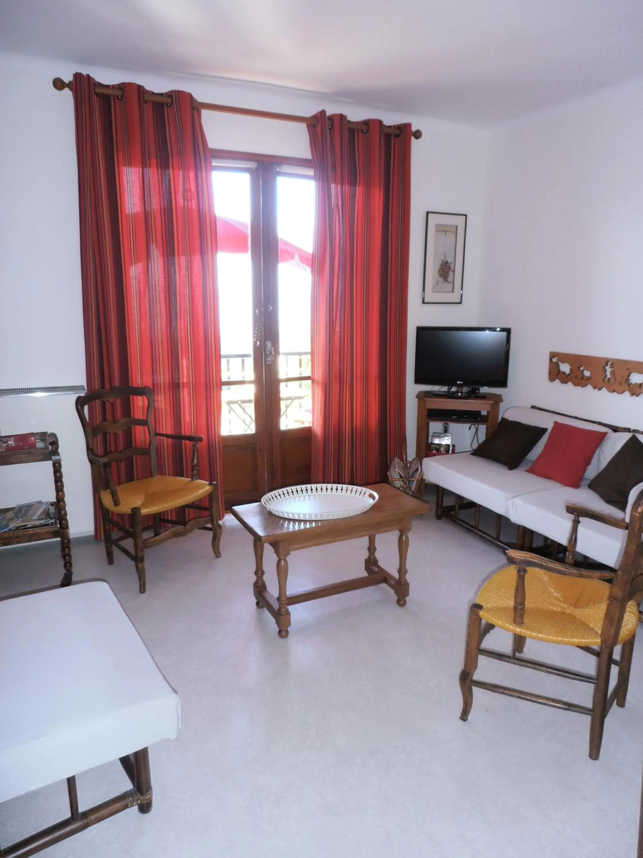Living room, Bed in Chalet les lupins-T3