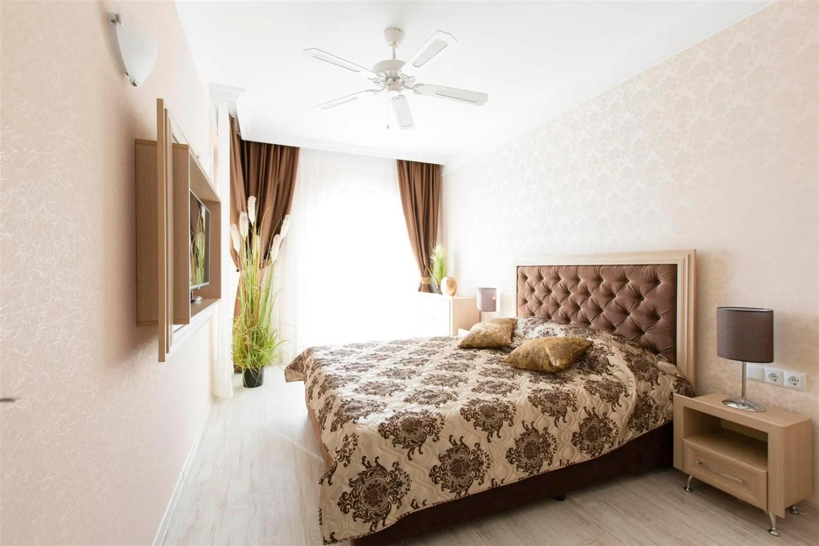 Bed in Harmony Suites - Monte Carlo