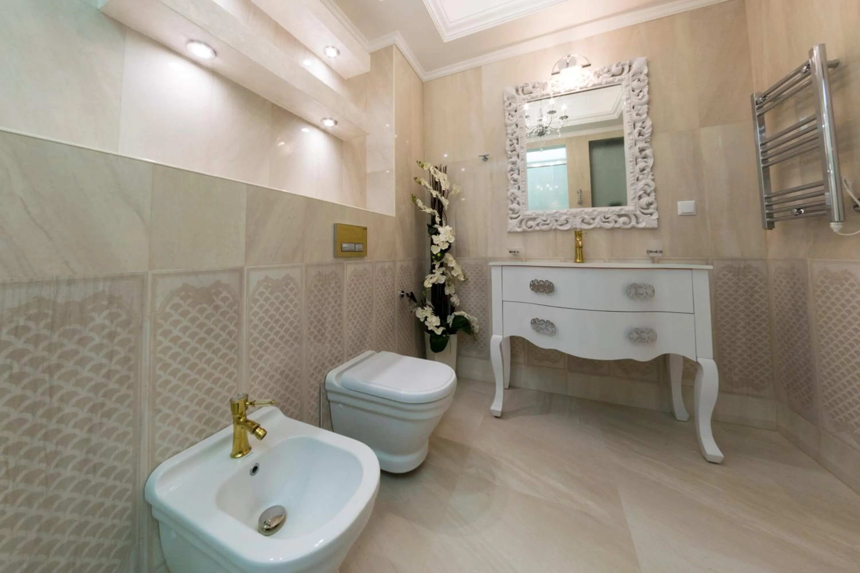 Toilet in Harmony Suites - Monte Carlo