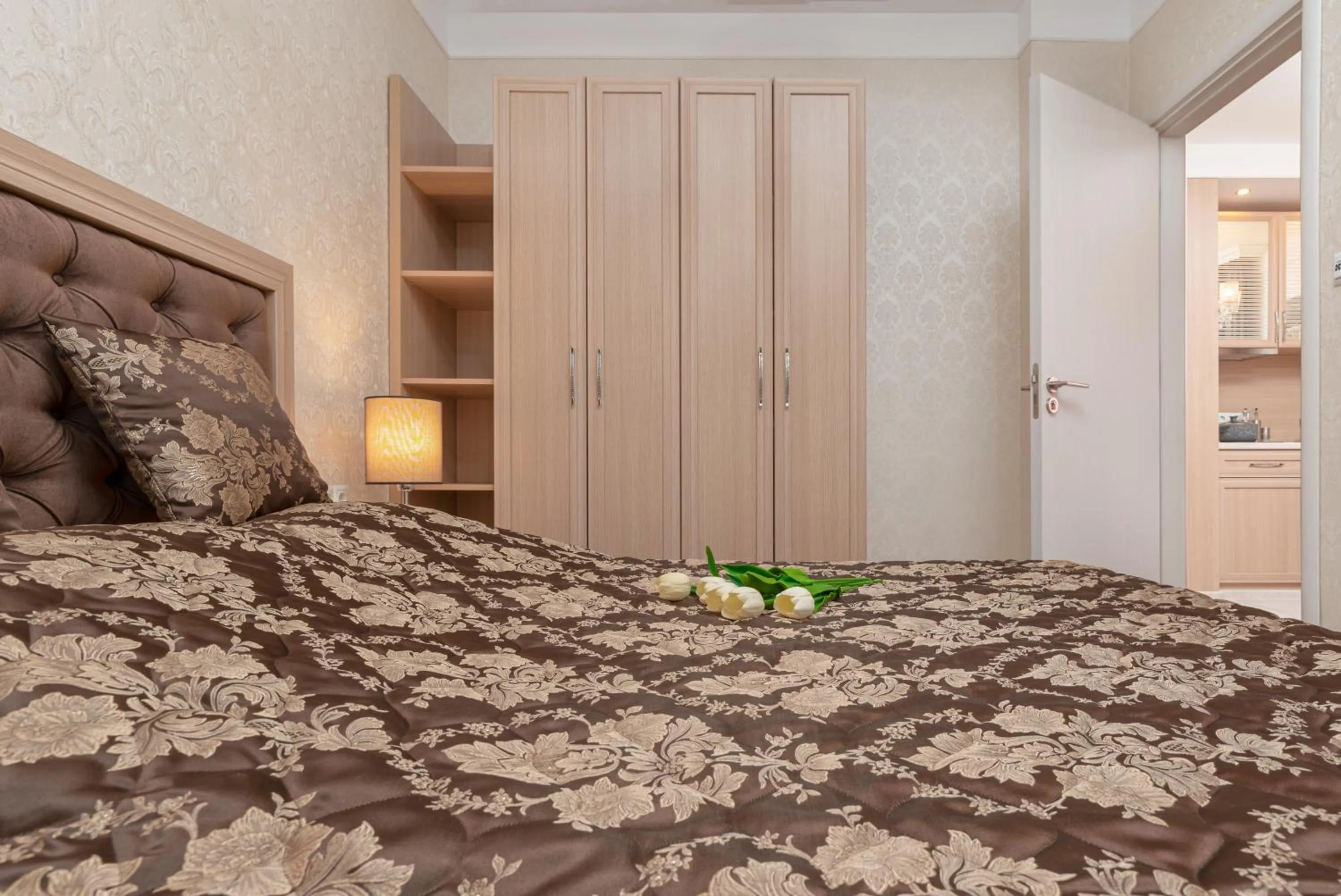 Bedroom, Bed in Harmony Suites - Monte Carlo