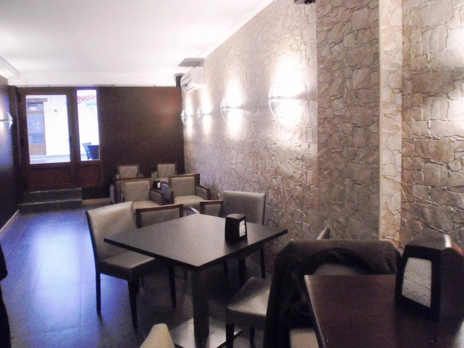 Lounge or bar in Hotel Ribera de Langa