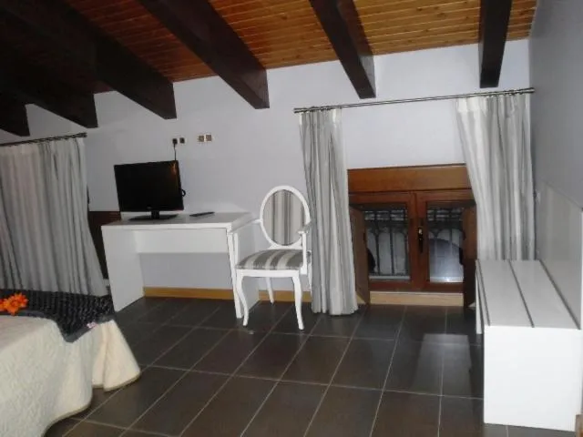 Bedroom in Hotel Ribera de Langa