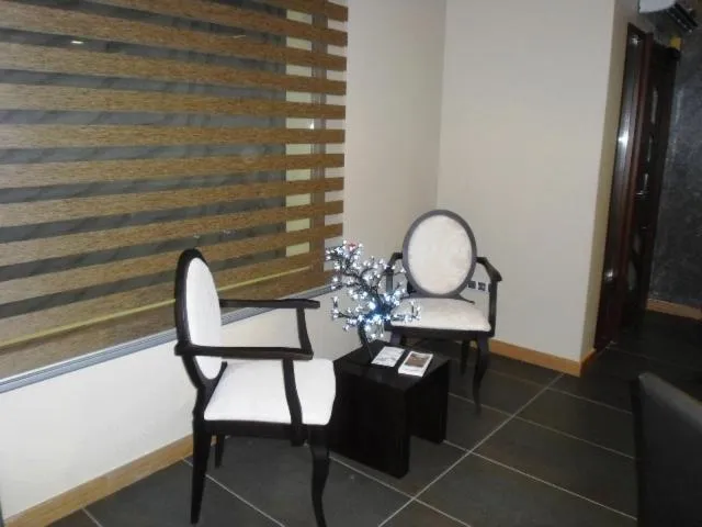 Lobby or reception in Hotel Ribera de Langa