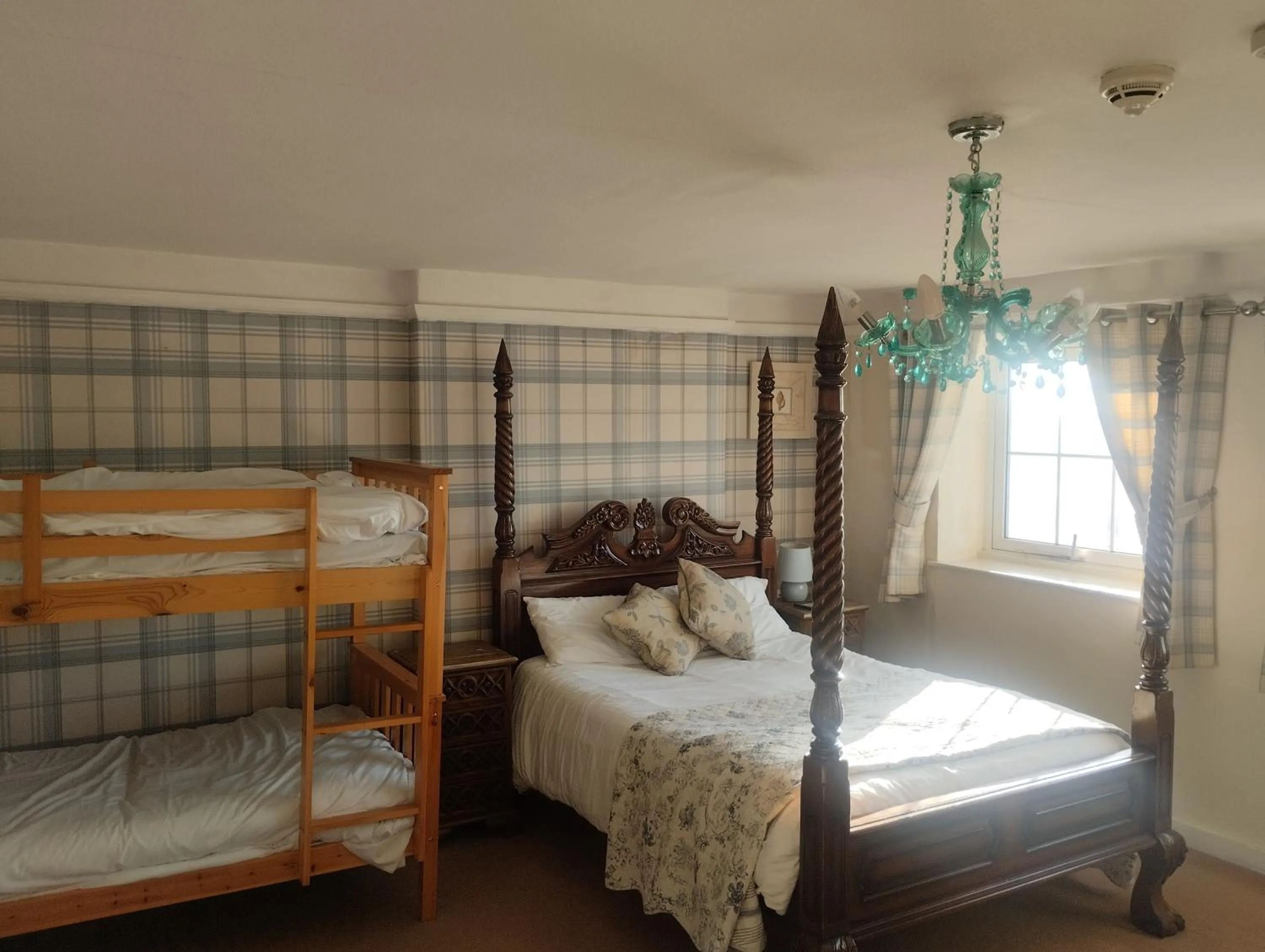 Bed in Rowley Manor hotel