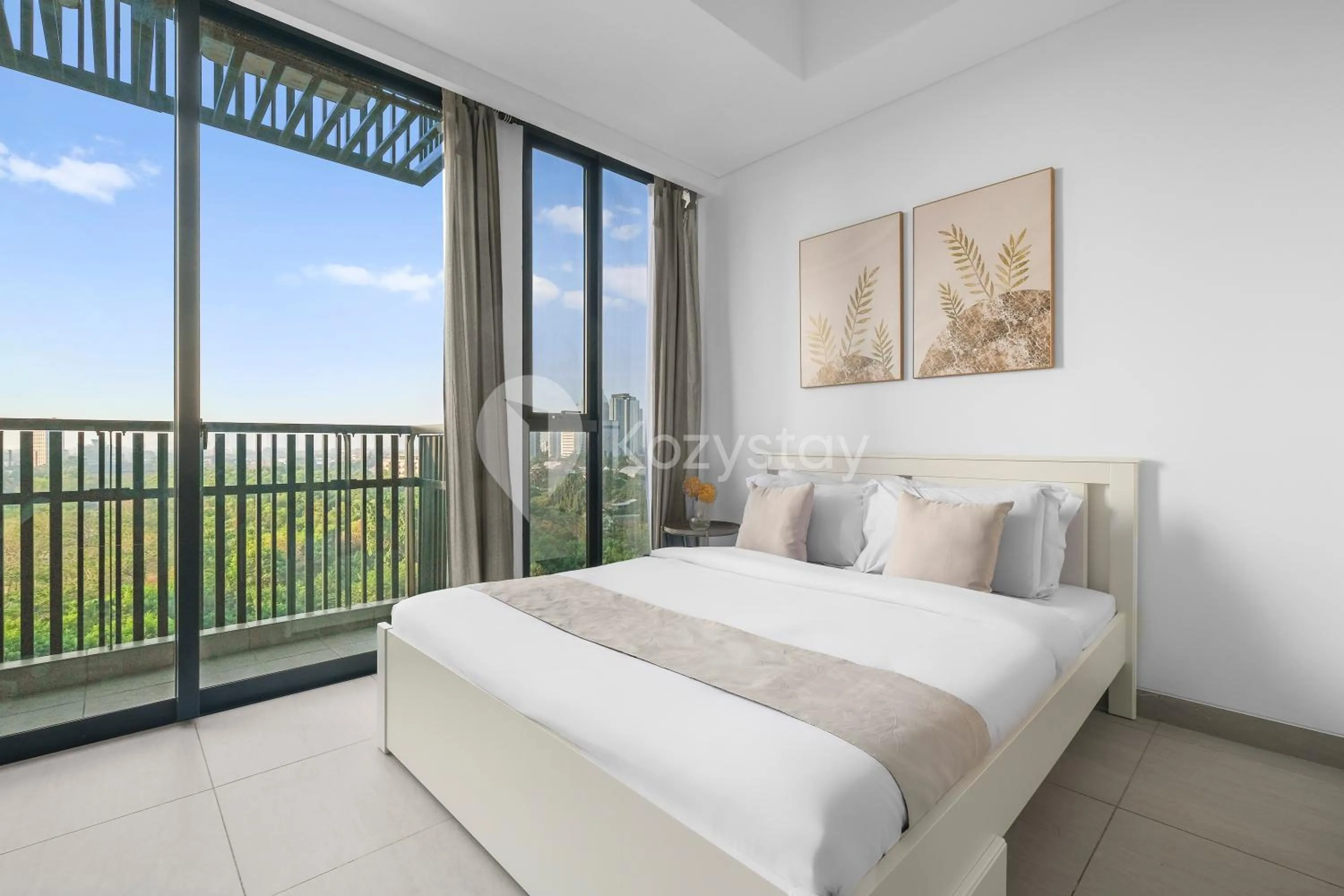 Bedroom, Bed in Hotel Maven Fatmawati