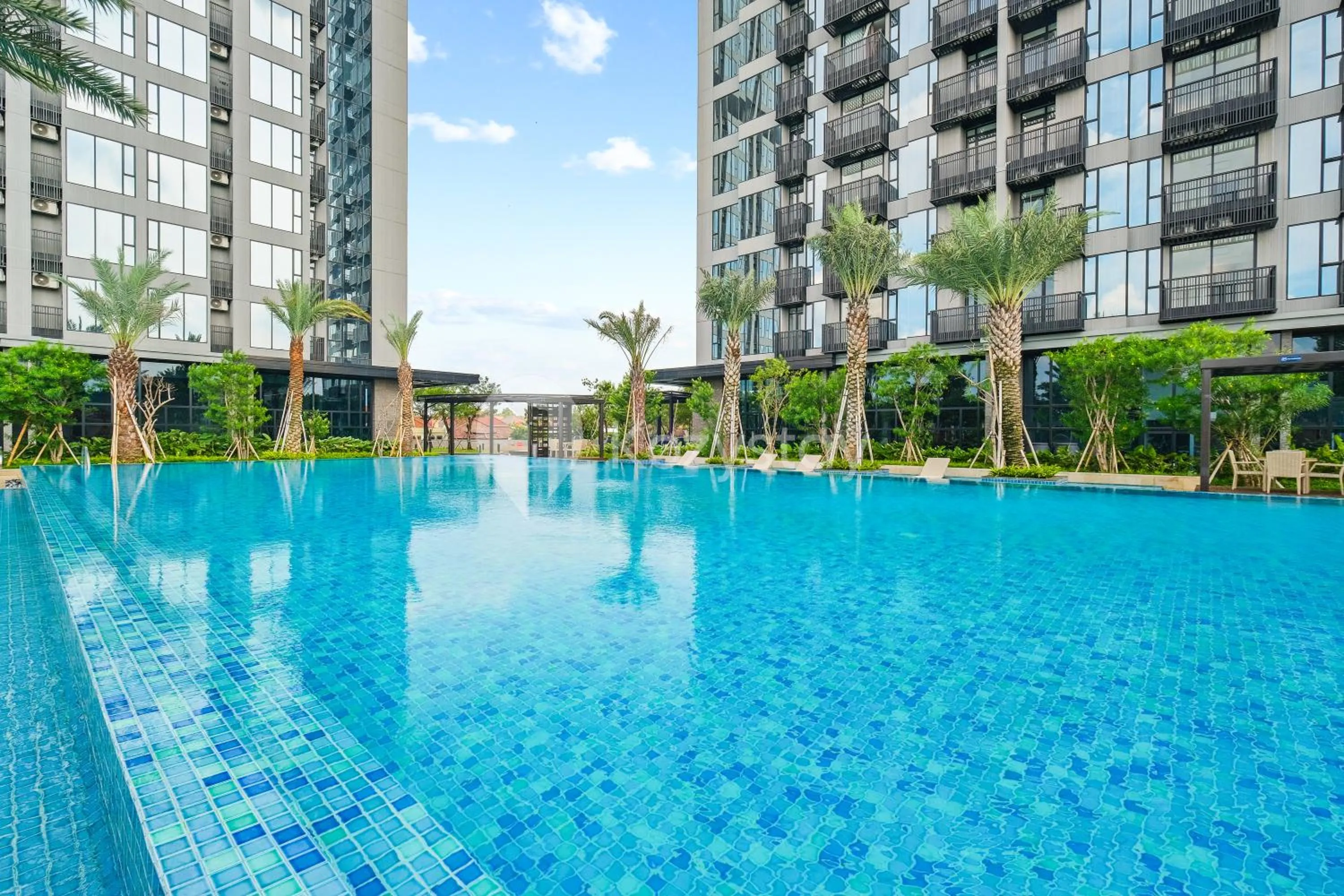 Property building in Serica by Kozystay - Fatmawati