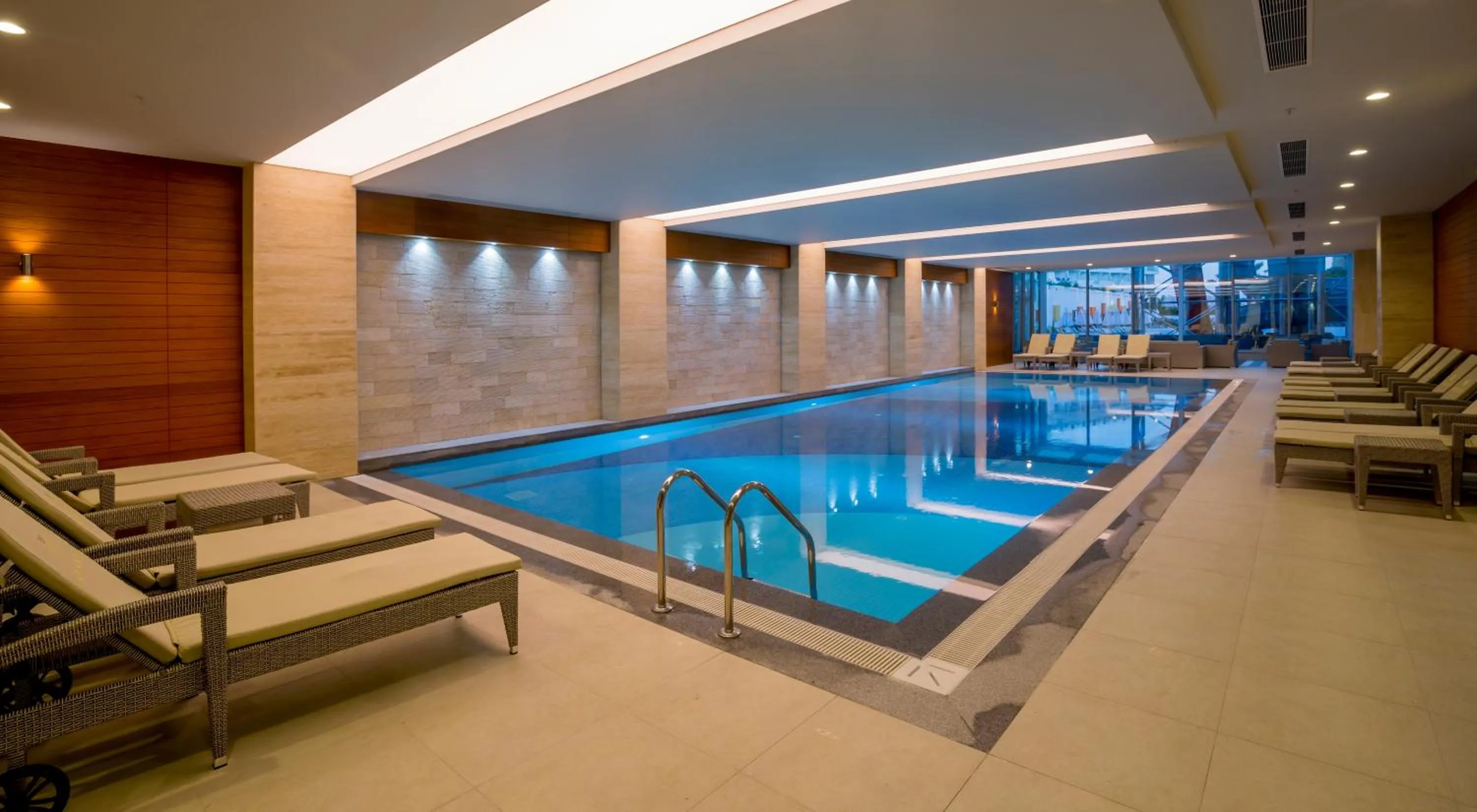 Swimming pool in Side Sunport Hotel - All Inclusive