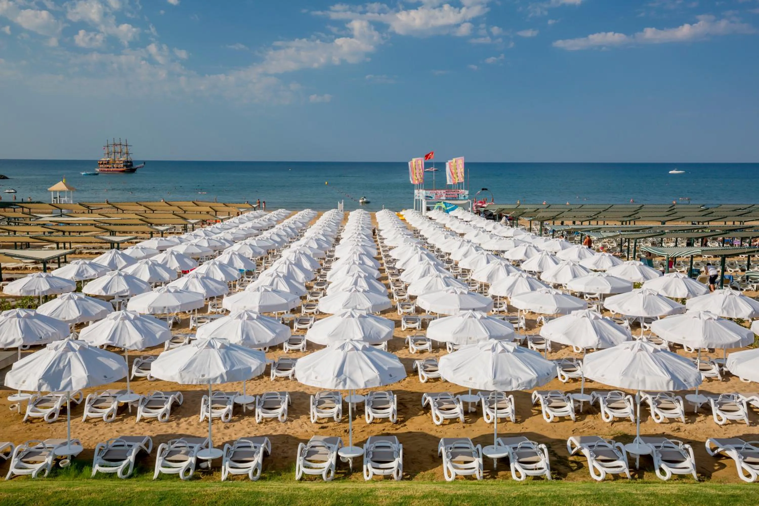 Beach in Side Sunport Hotel - All Inclusive