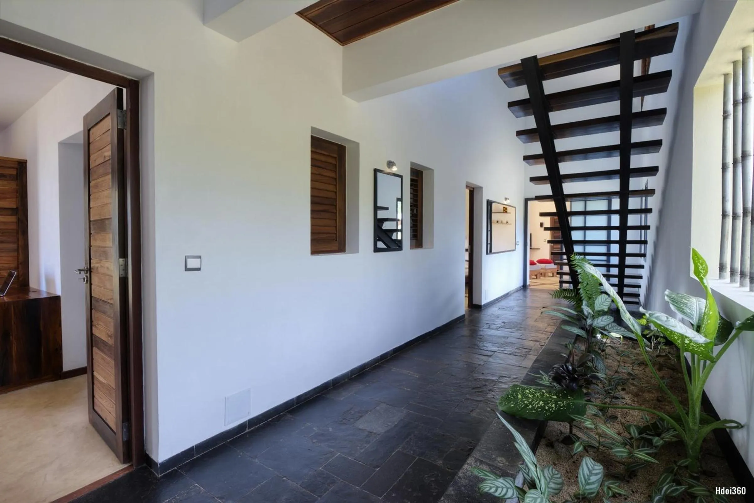 Area and facilities in Home The Residence