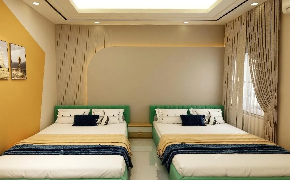 Bed in Hotel Golden Continental