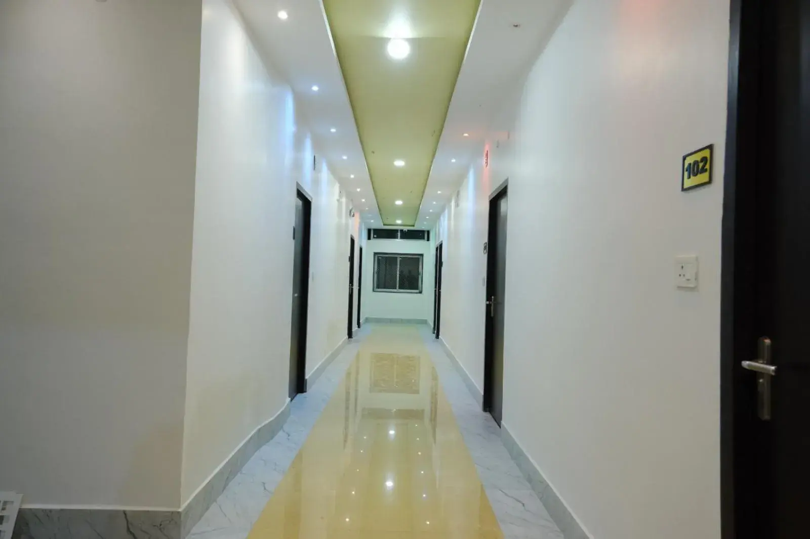 Lobby or reception in Hotel Golden Continental Lobby or reception in Hotel Golden Continental