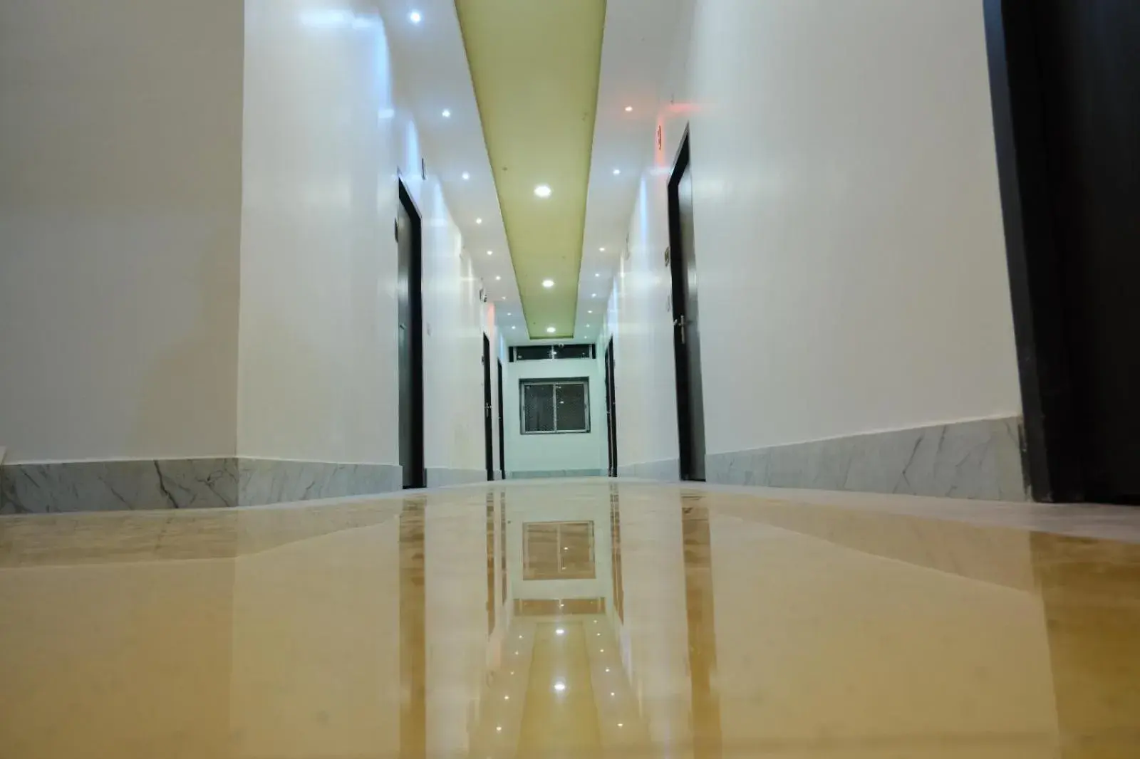 Lobby or reception in Hotel Golden Continental Lobby or reception in Hotel Golden Continental