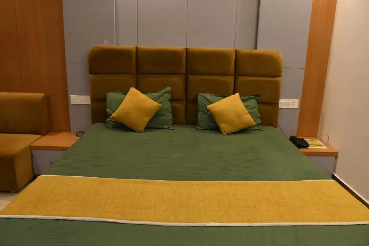 Bed in Hotel Golden Continental Bed in Hotel Golden Continental