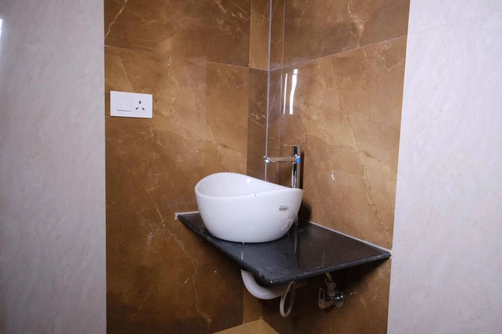 Bathroom in Hotel Golden Continental