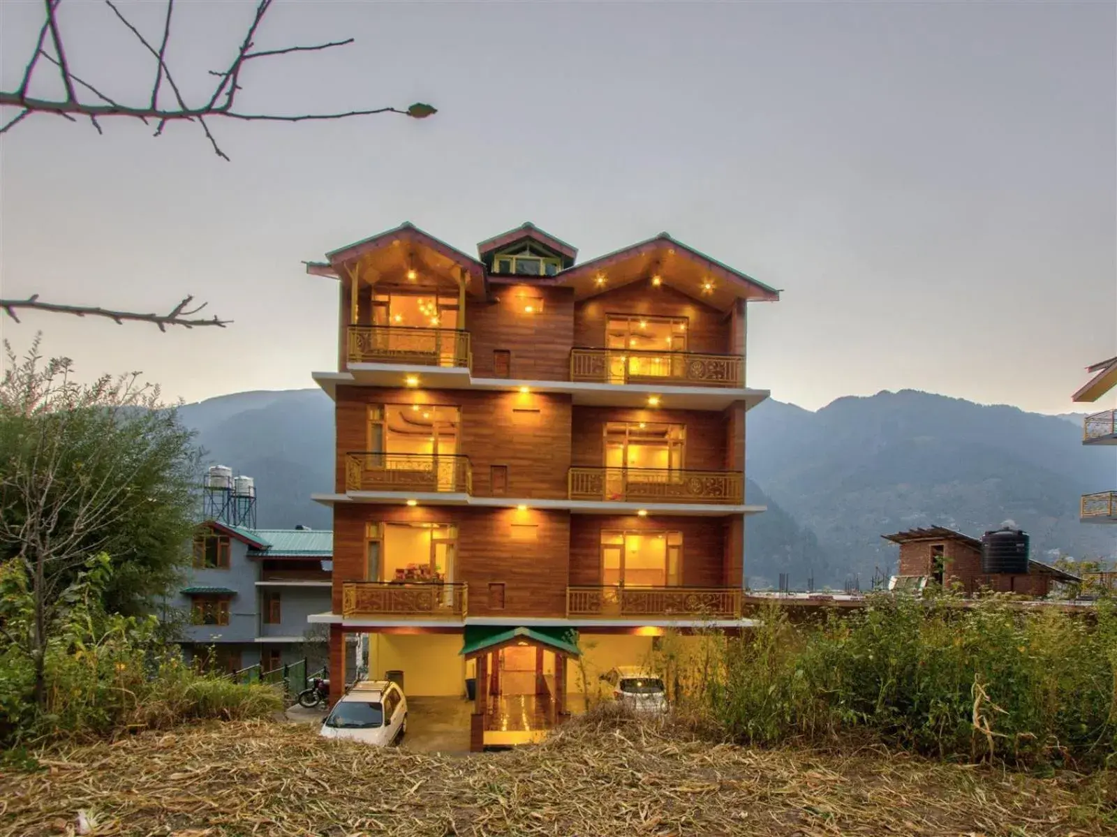 Property building in Golden Peak Manali Property building in Golden Peak Manali