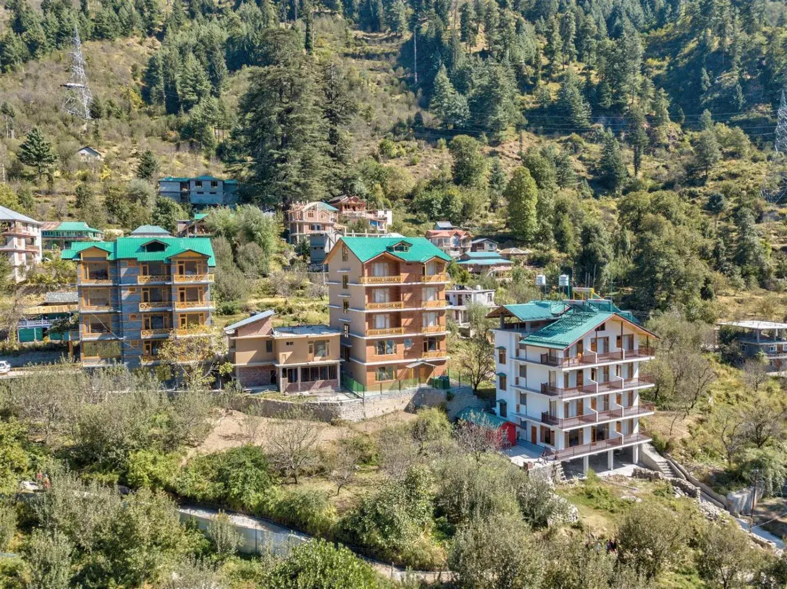 Property building in Golden Peak Manali Property building in Golden Peak Manali